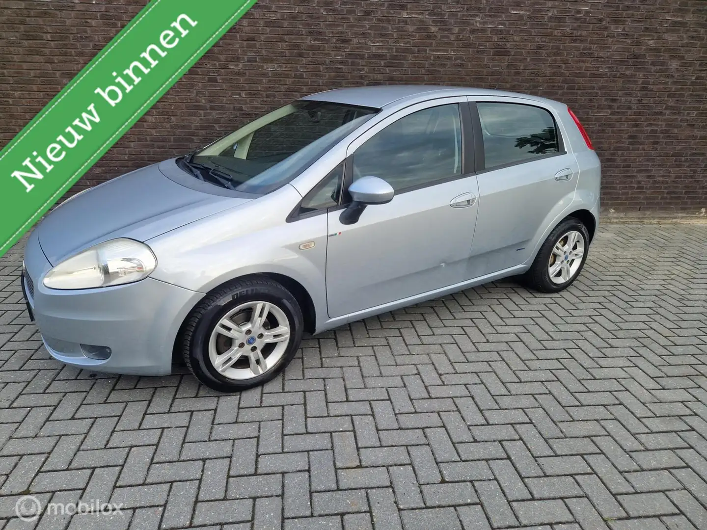 Fiat Grande Punto 1.4 Edizione Lusso|Cruise|Airco|Trekhaak| Gris - 1