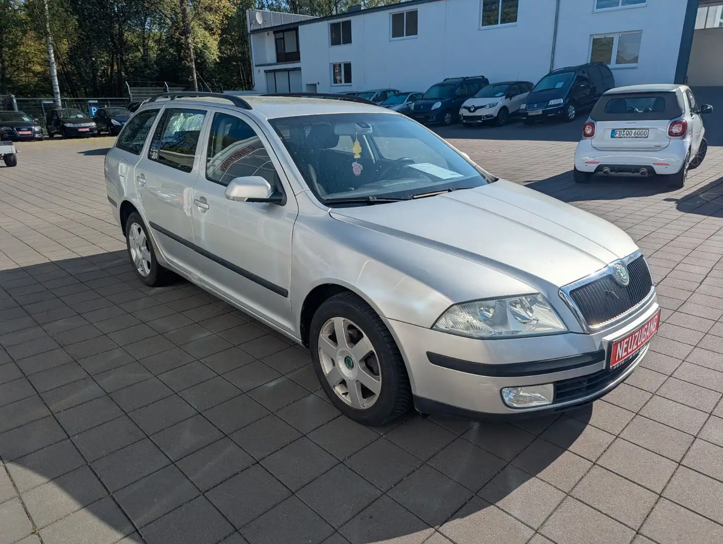 Skoda Octavia Combi Elegance*SCHECKHEFT+ALLWETTER+AHK* Silber - 2