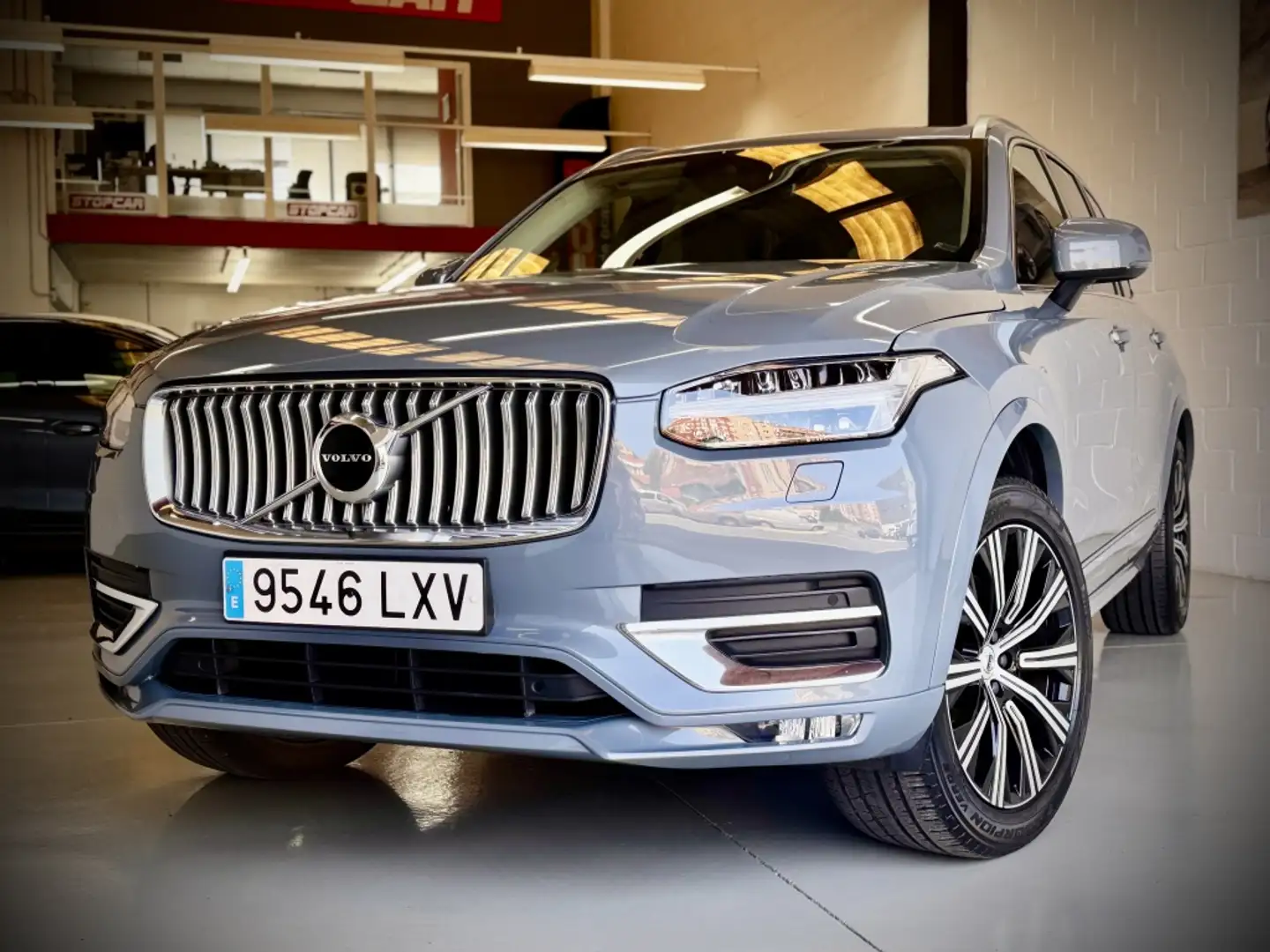Volvo XC90 B5 Inscription 7pl. AWD Aut. Gris - 2