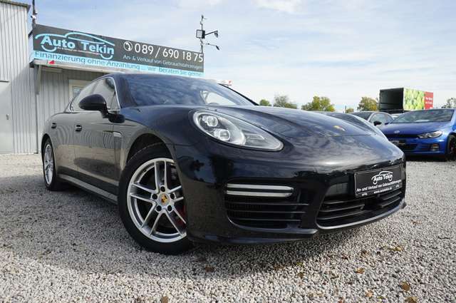 Imagine Porsche Panamera Turbo |Sport-Chrono| |ACC| |LED| |PDCC|