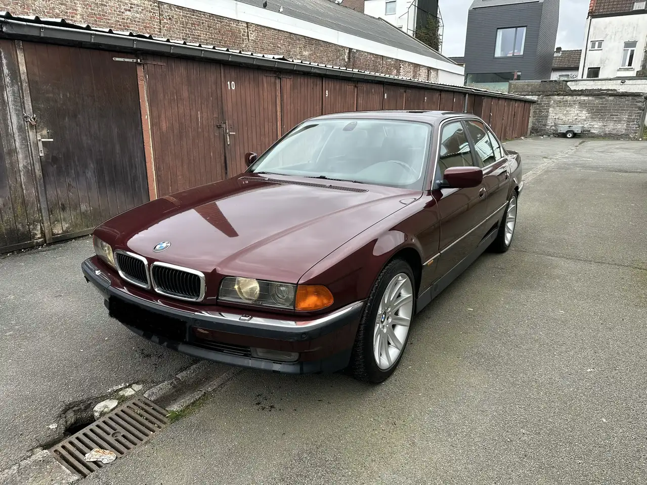 BMW 735
