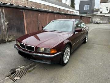 I V8