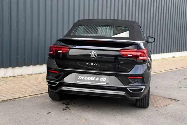 Volkswagen T-Roc view 13