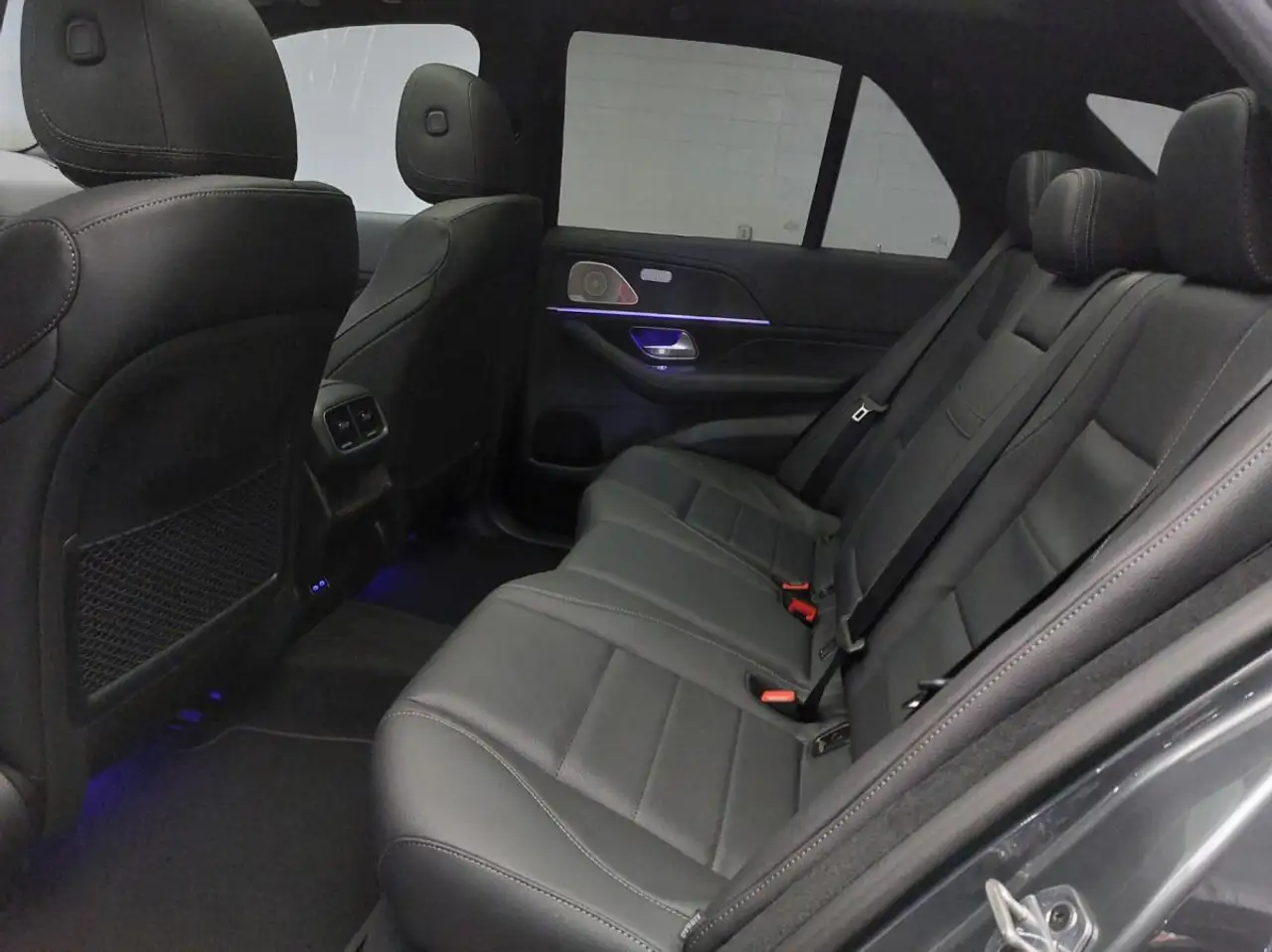 Mercedes-Benz GLE снимка Mercedes-Benz GLE