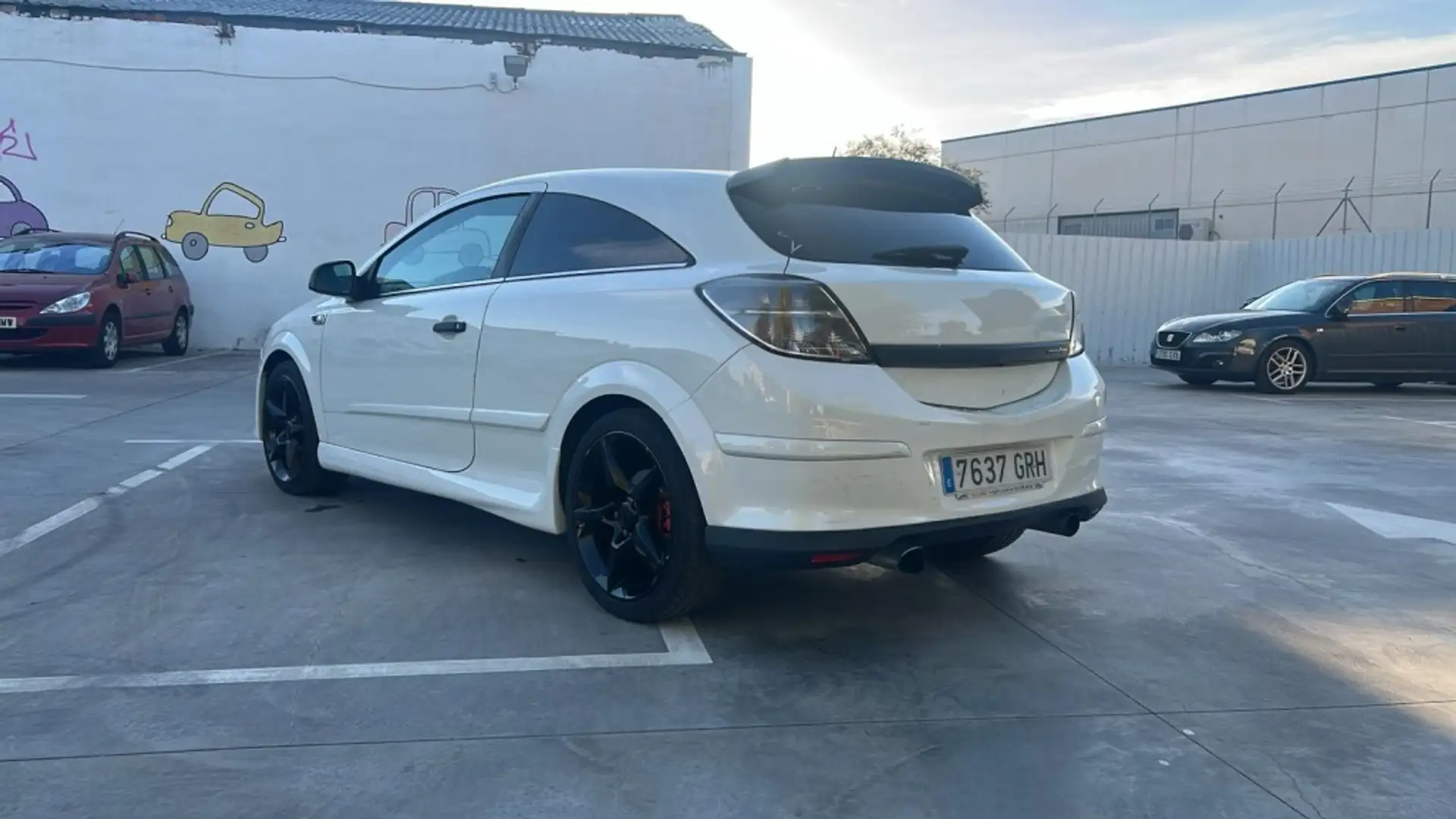 Opel Astra GTC 1.9CDTi Sport Blanc - 2