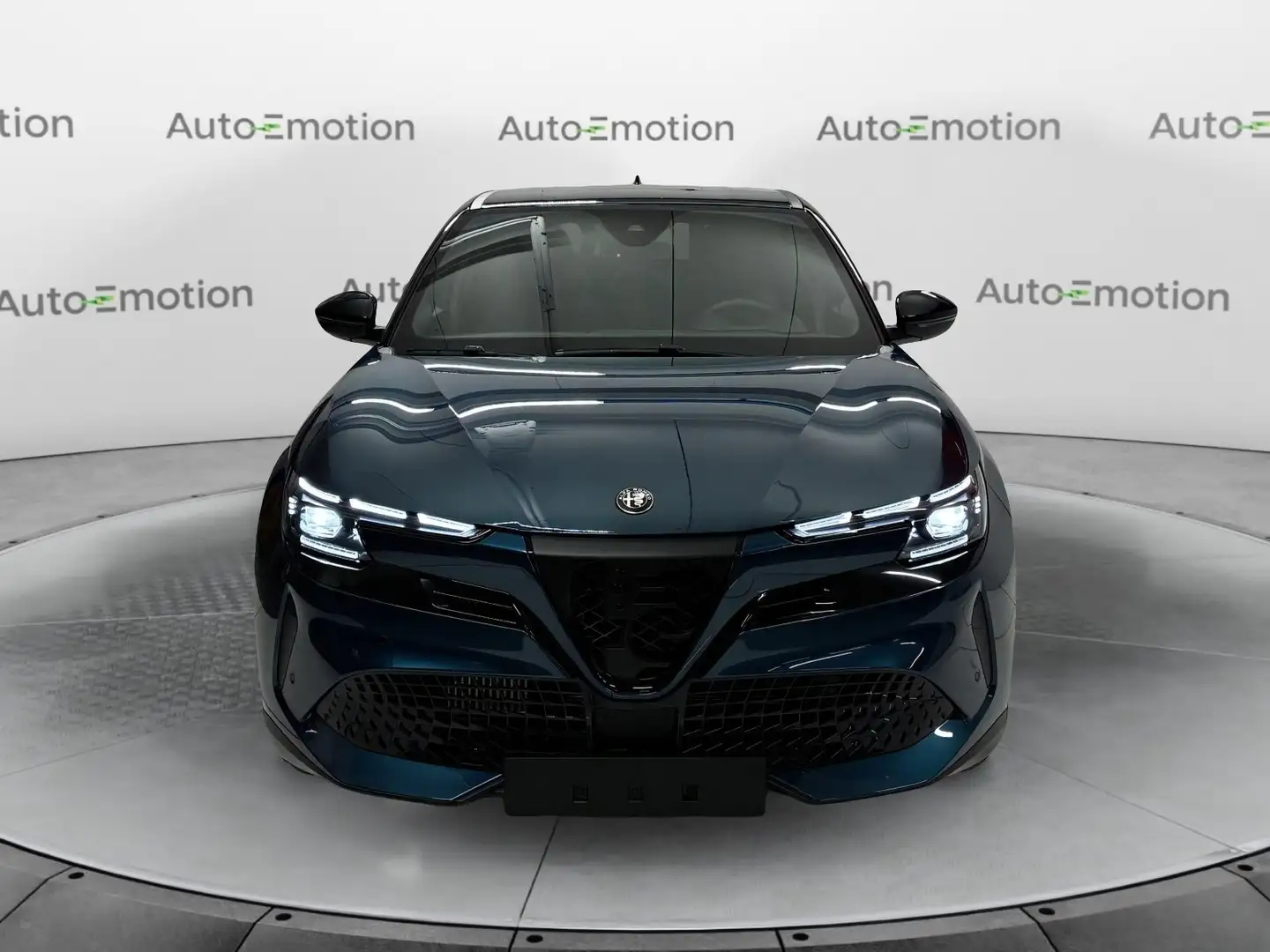 Alfa Romeo Junior 1.2 145 CV Hybrid eDCT6 Speciale Verde - 2