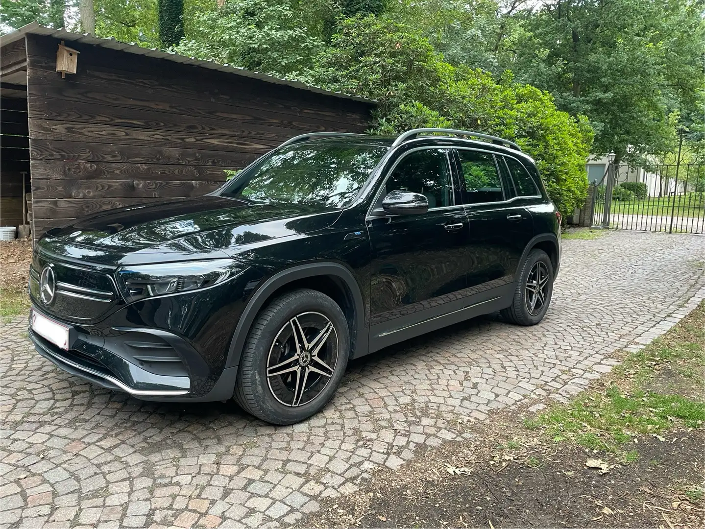 Mercedes-Benz EQB 350 4Matic AMG Line - 2