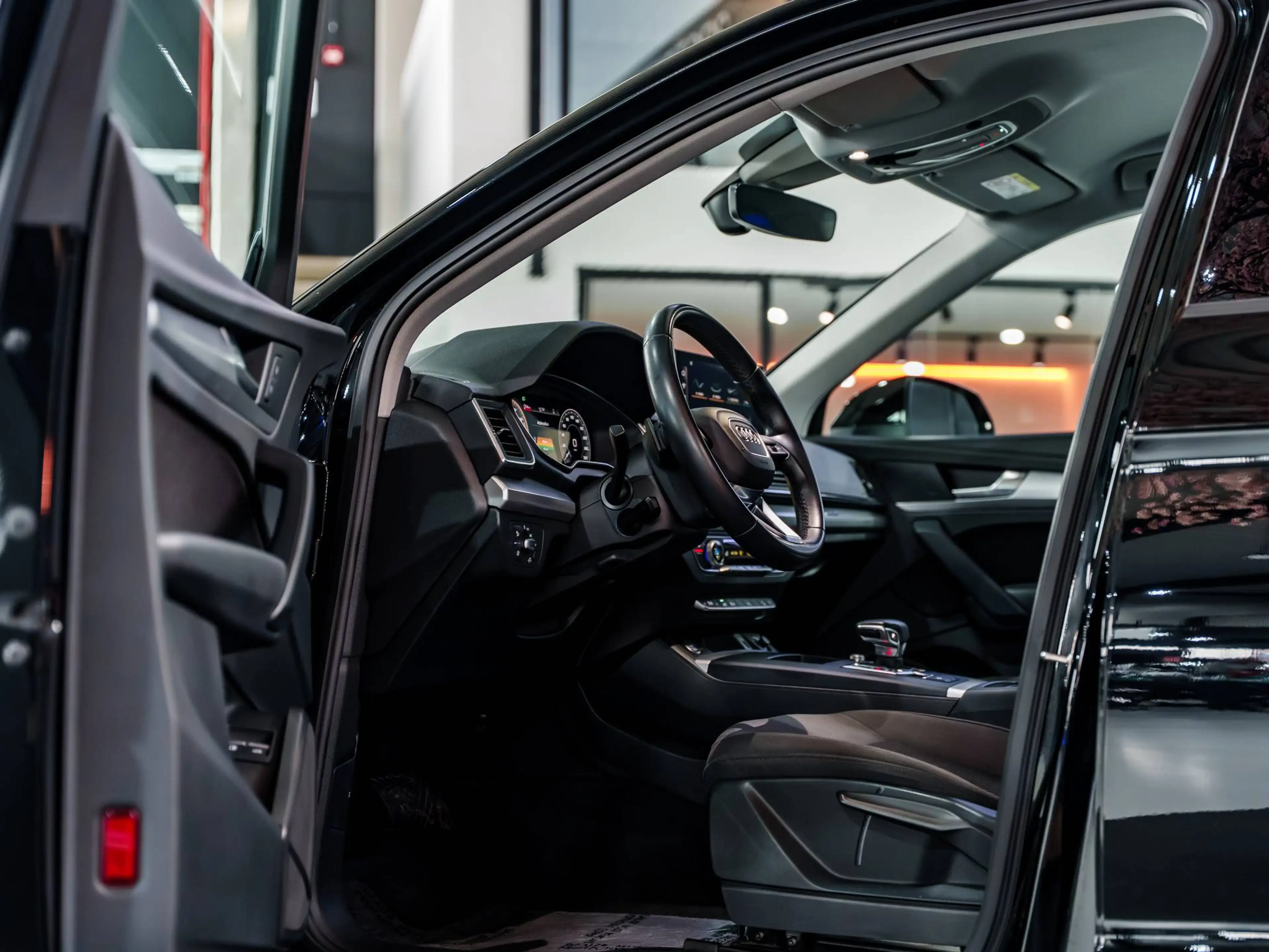 Audi Q5 PHEV 50 TFSIe - Quattro - Virtual Cockpit - Navigatie - LED - Zetelverwarming - 18" - PDC - Cruise Control — photo 12