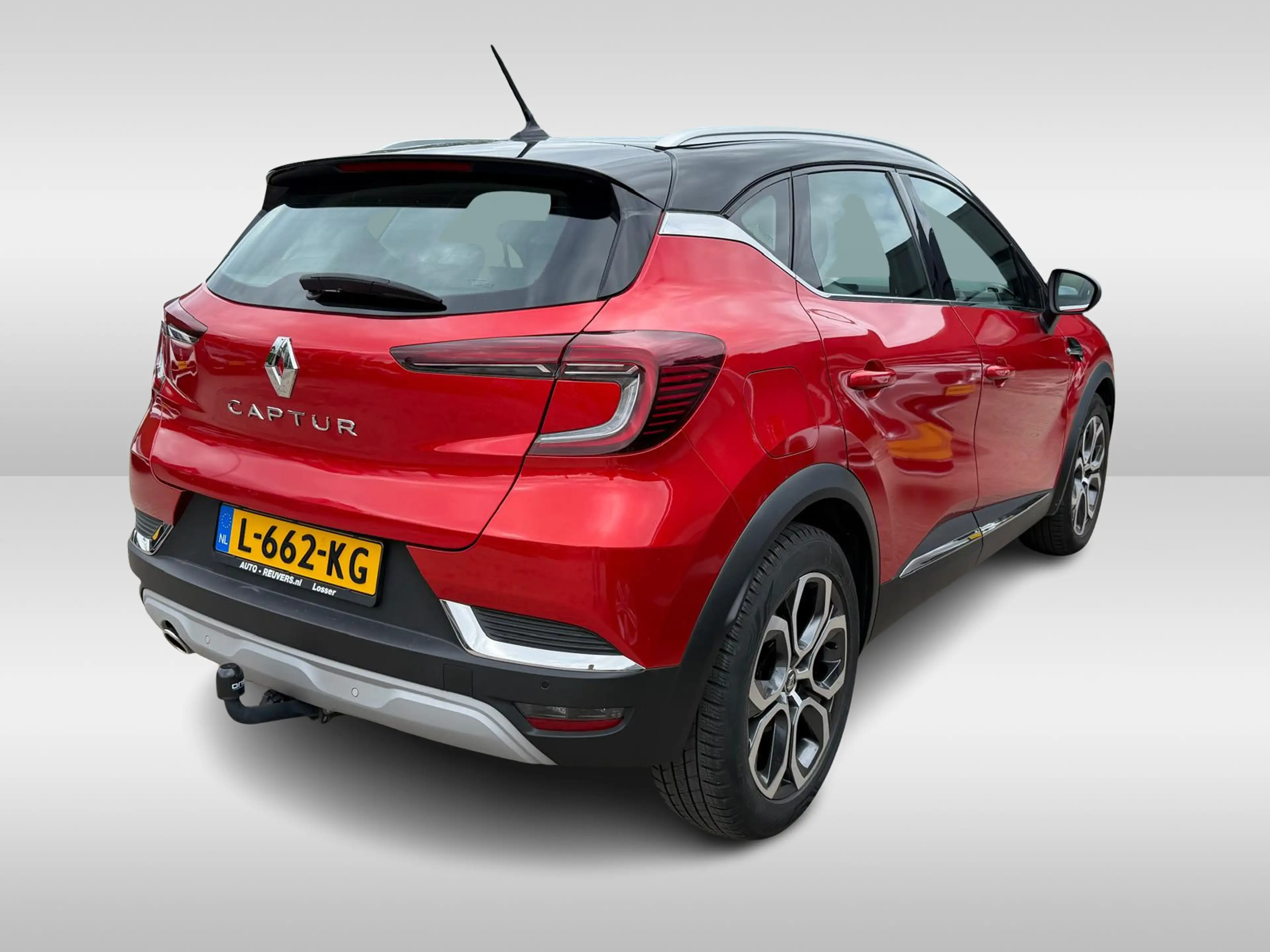 Renault Captur 1.3 TCe 130 Intens / Navi / Allseason / Trekhaak — photo 2
