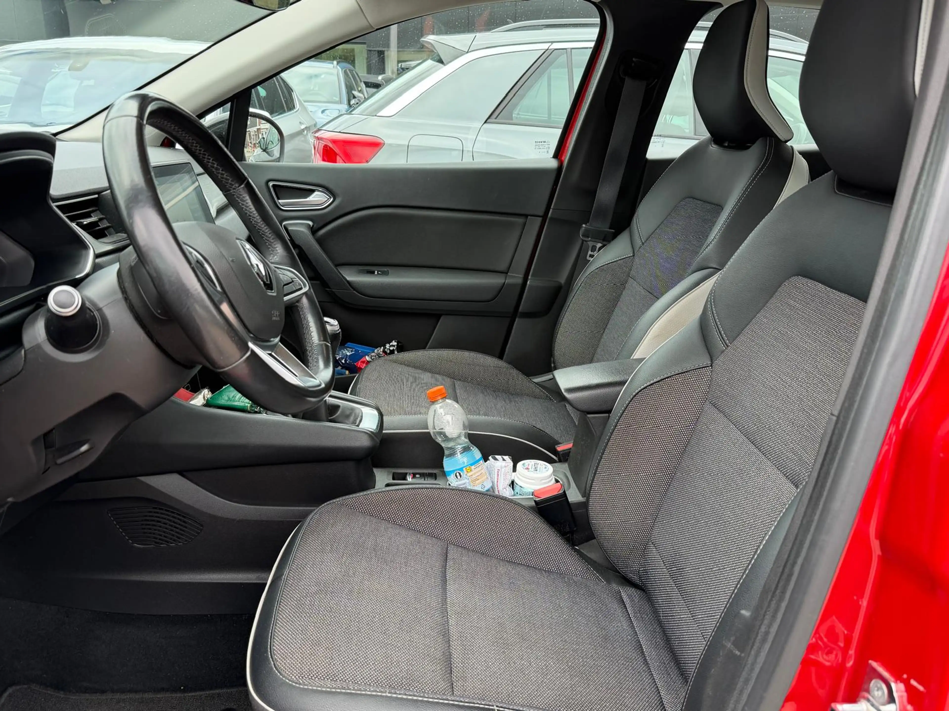Renault Captur 1.3 TCe 130 Intens / Navi / Allseason / Trekhaak — photo 8