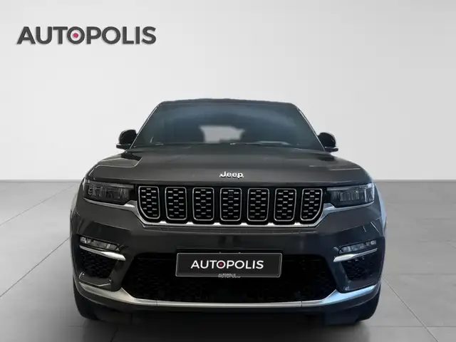 Jeep Grand Cherokee view 9