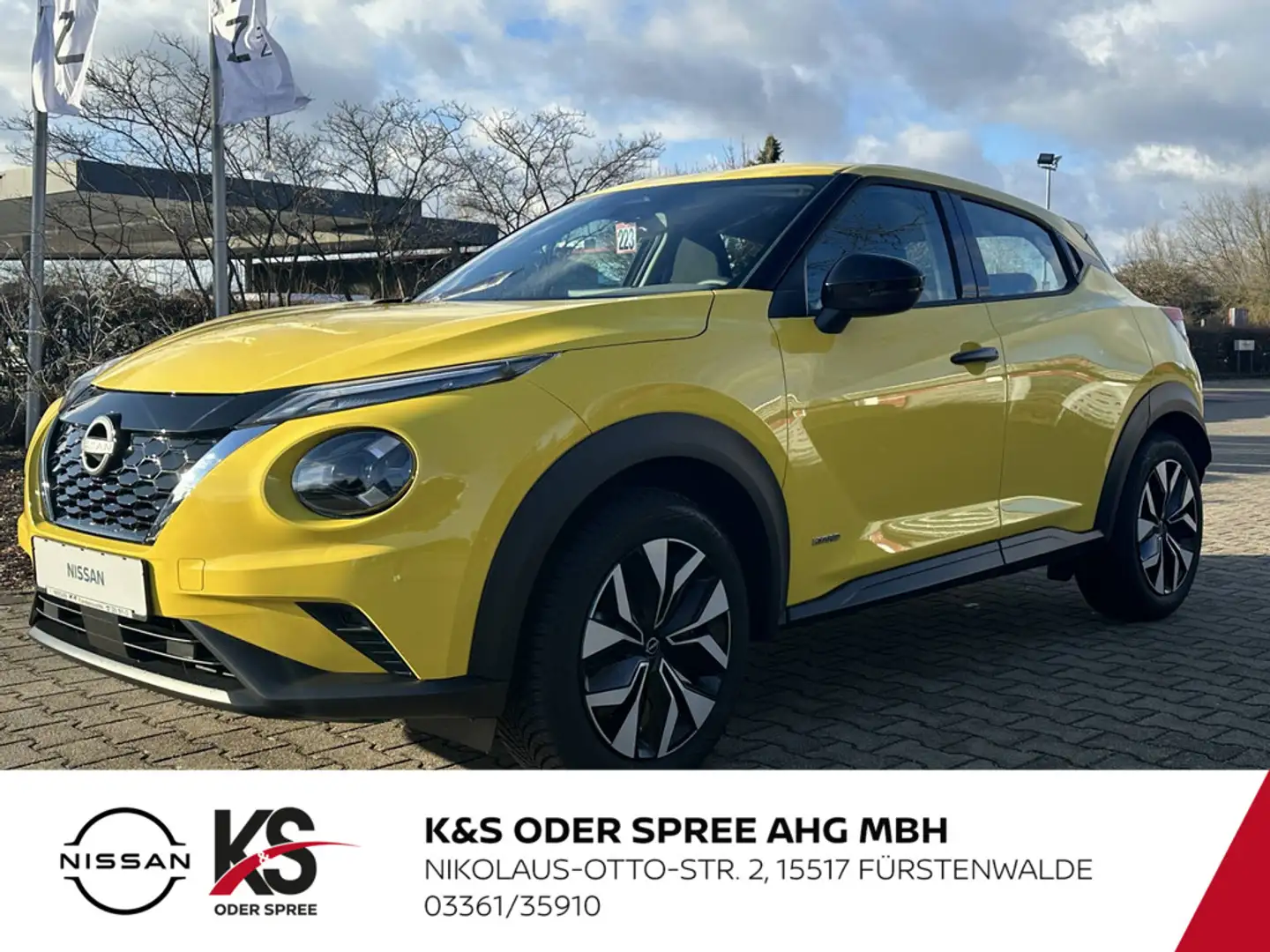 Nissan Juke 1.6 HYBRID 143 PS 4AMT ACENTA Komfort Gelb - 1
