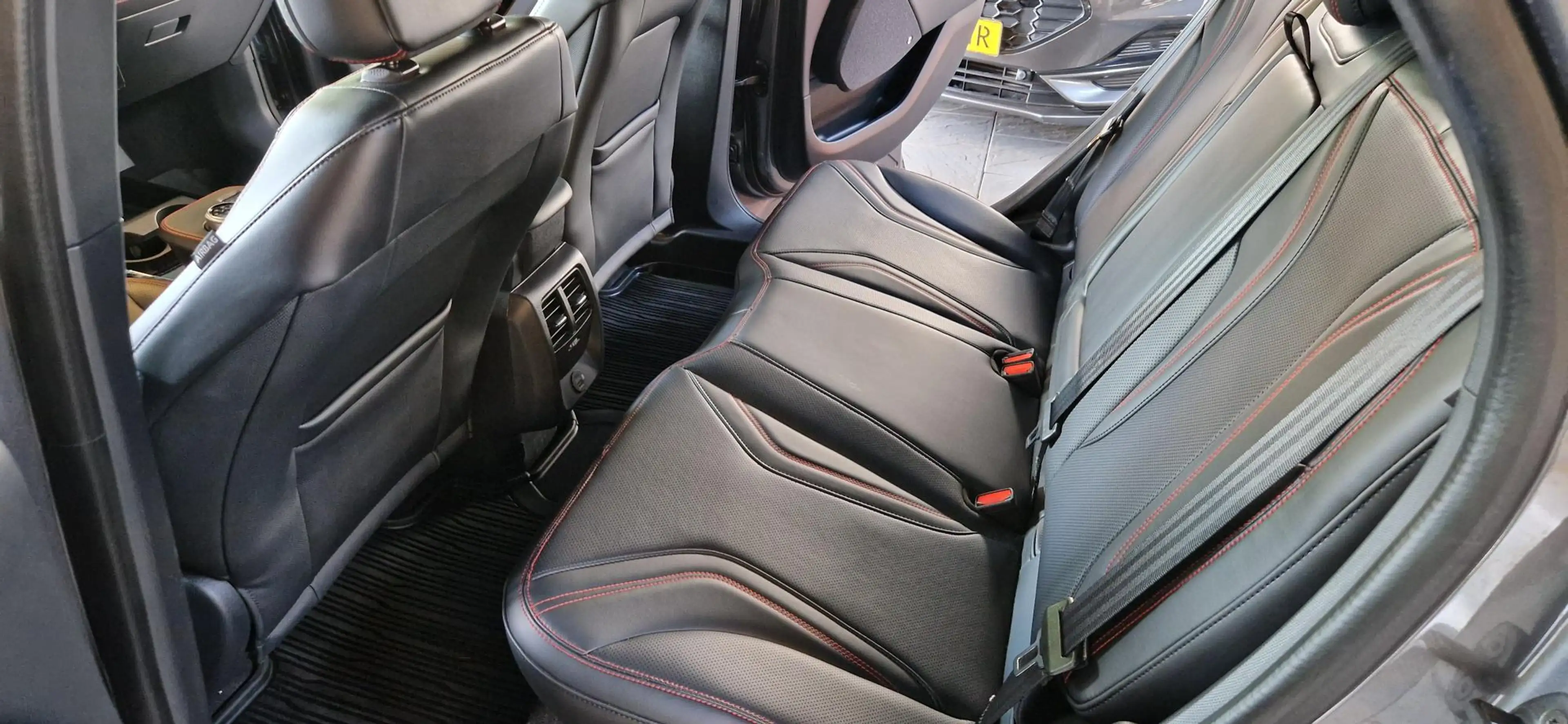 Ford Mustang Mach-E Extended First Edition AWD 98 kWh Garantie t/m jun — photo 10