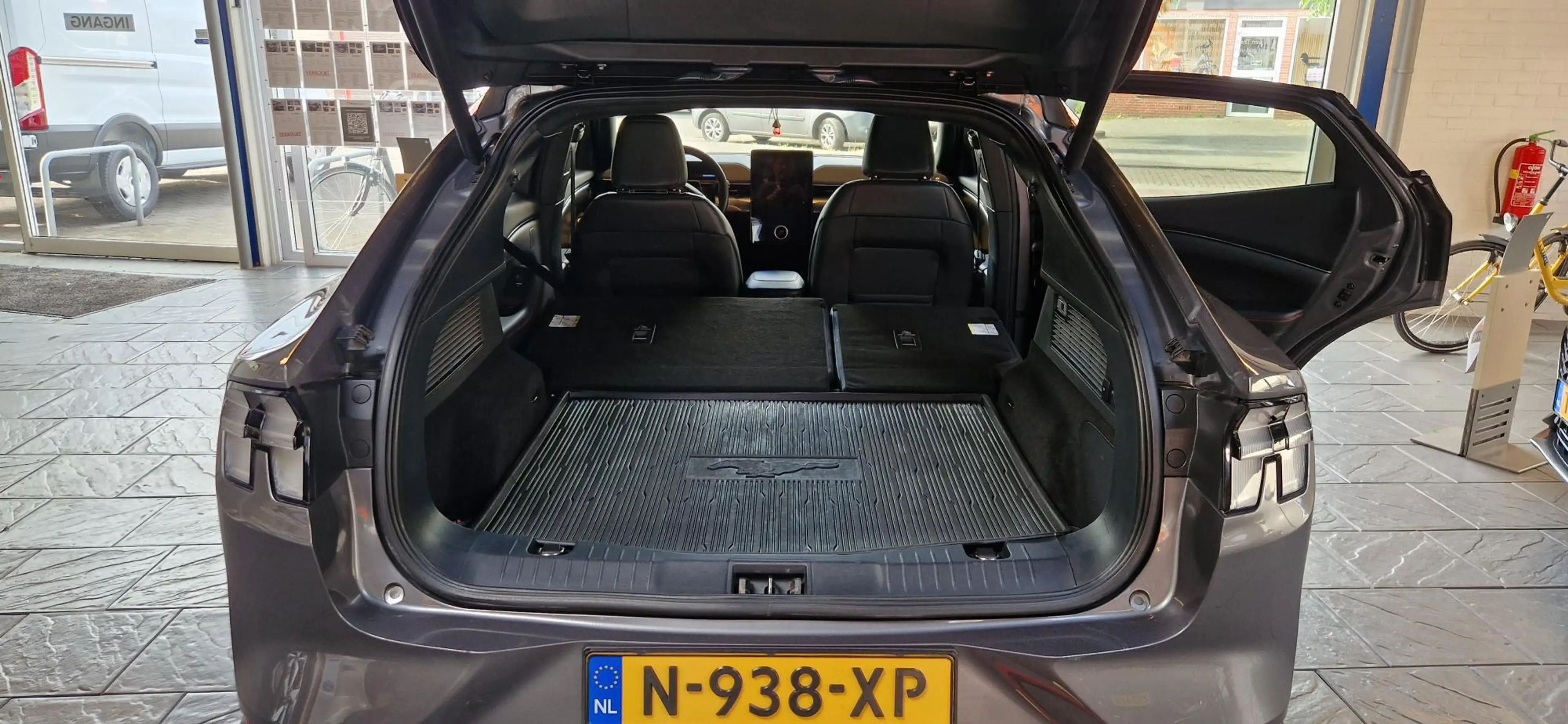 Ford Mustang Mach-E Extended First Edition AWD 98 kWh Garantie t/m jun — photo 9