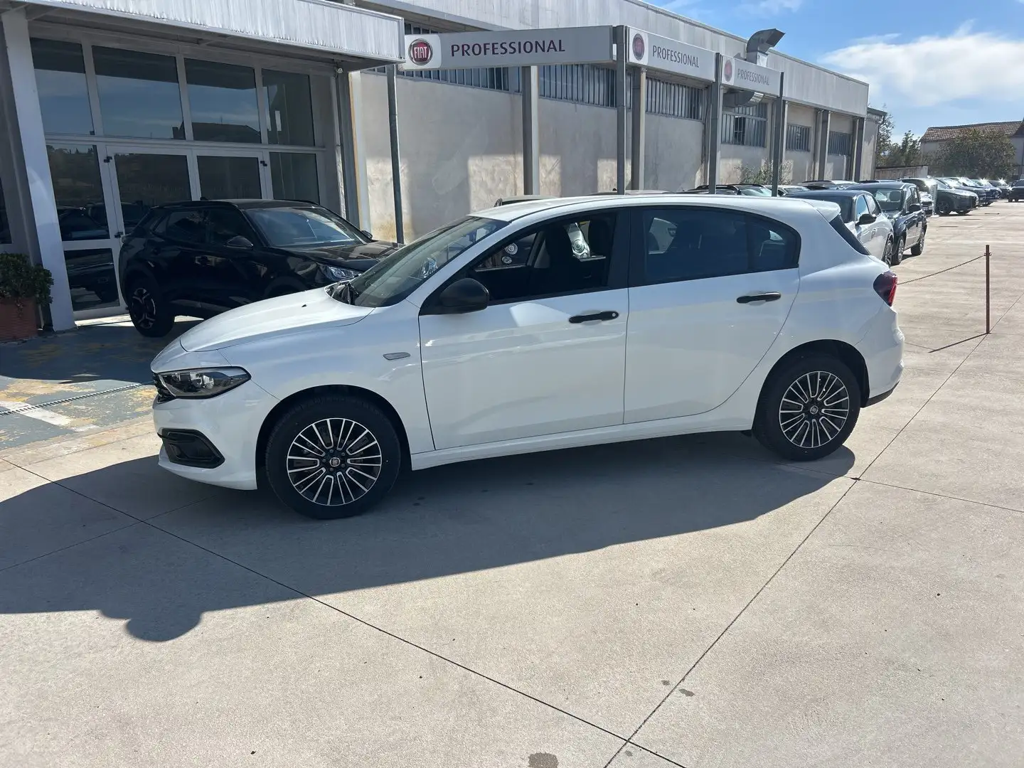 Fiat Tipo Hatchback My23 1.5 Hybrid130cv Dct Hb Tipo Blanco - 2