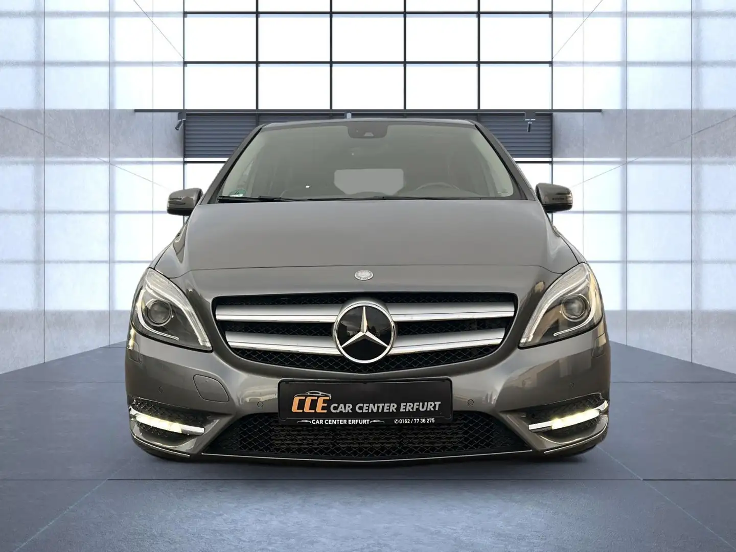 Mercedes-Benz B 200 Automatik*Xen*Leder*RFK*Shz*Temp*TÜV*Klima Grau - 2