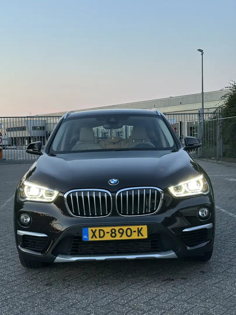 BMW X1 Or.Edition II Bruin - 1