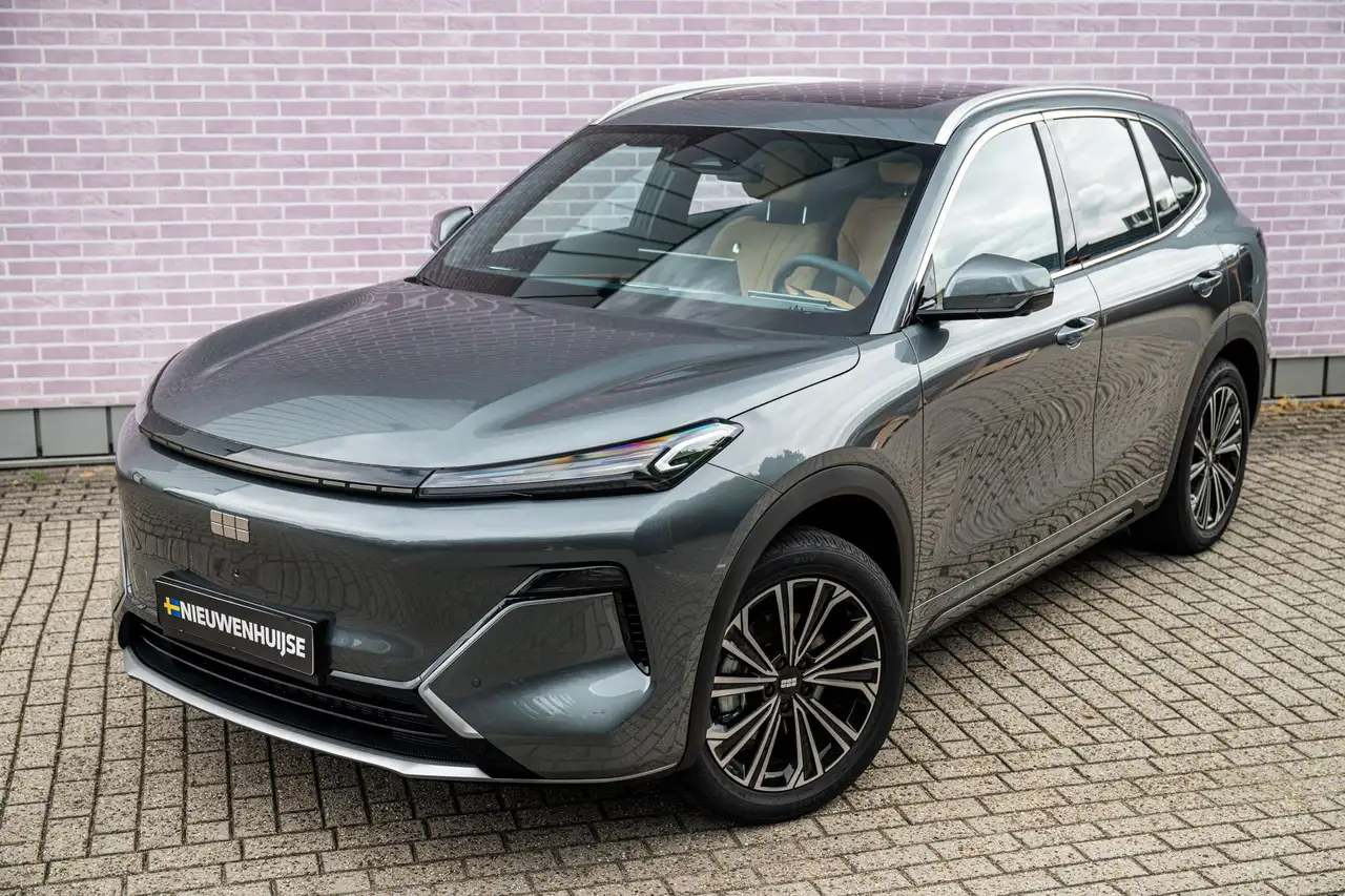 Geely Starray EM-i 2026 — фото 13