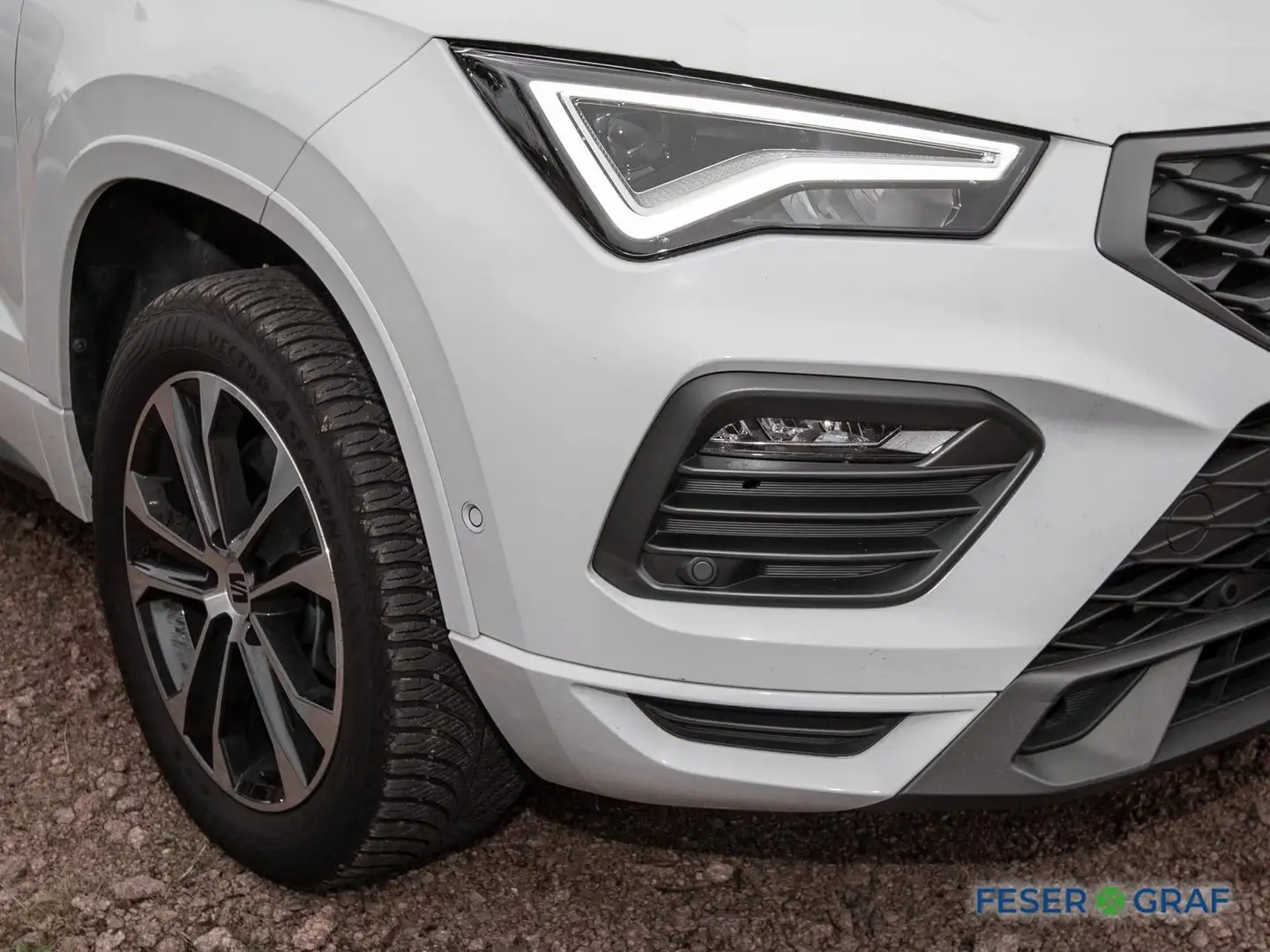 SEAT Ateca 2.0 TDI DSG FR LED/AHK/SHZ/ACC/Parklenk. Weiß - 2