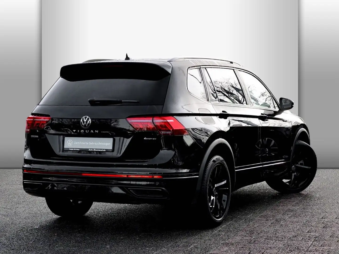 Volkswagen Tiguan Allspace R-Line 4MOTION 2.0 TSI OPF DSG PANO/AHK/LED/NAVI Black - 2