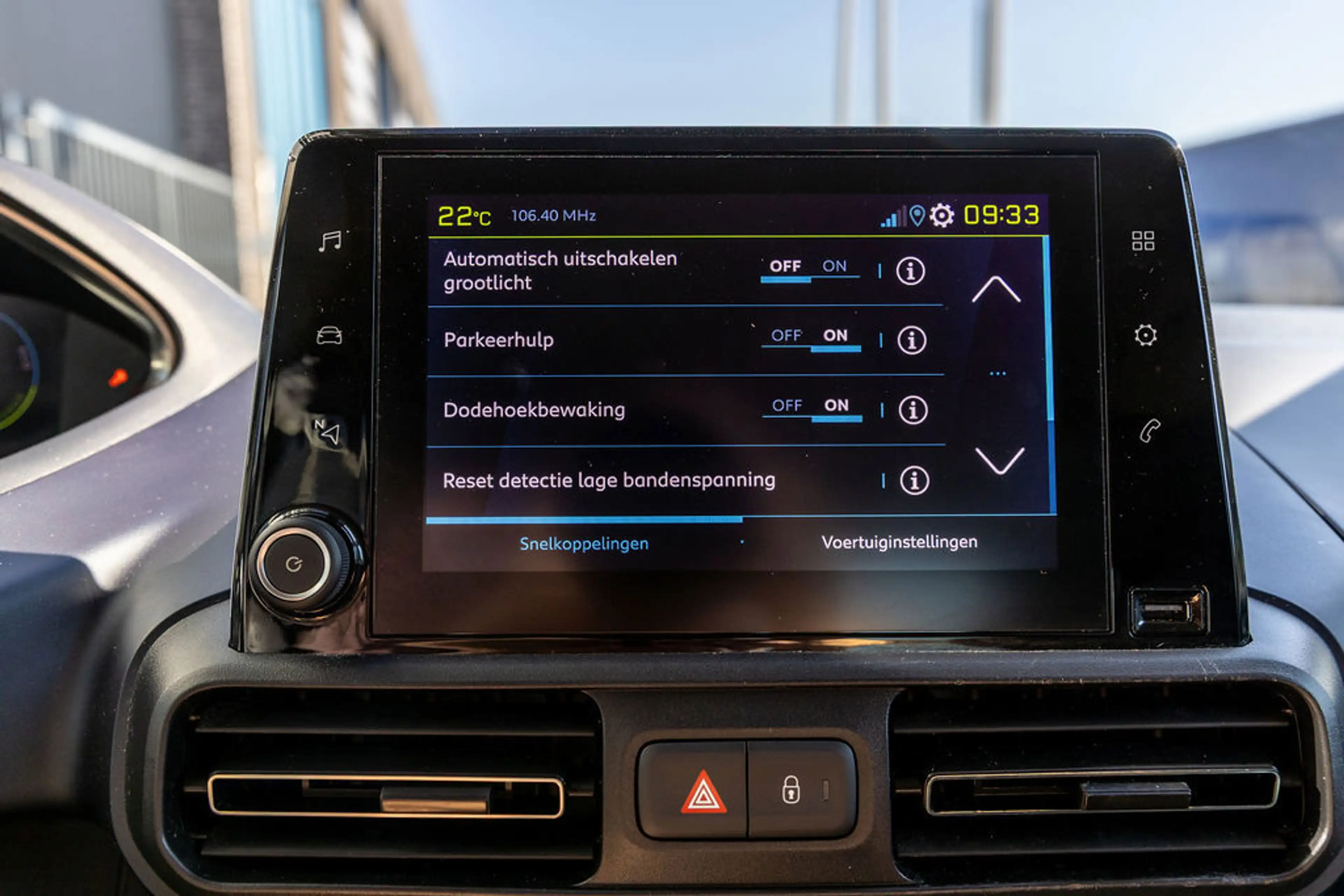 Peugeot e-Rifter Long EV Long Allure 7p. 50 kWh L2 — photo 23