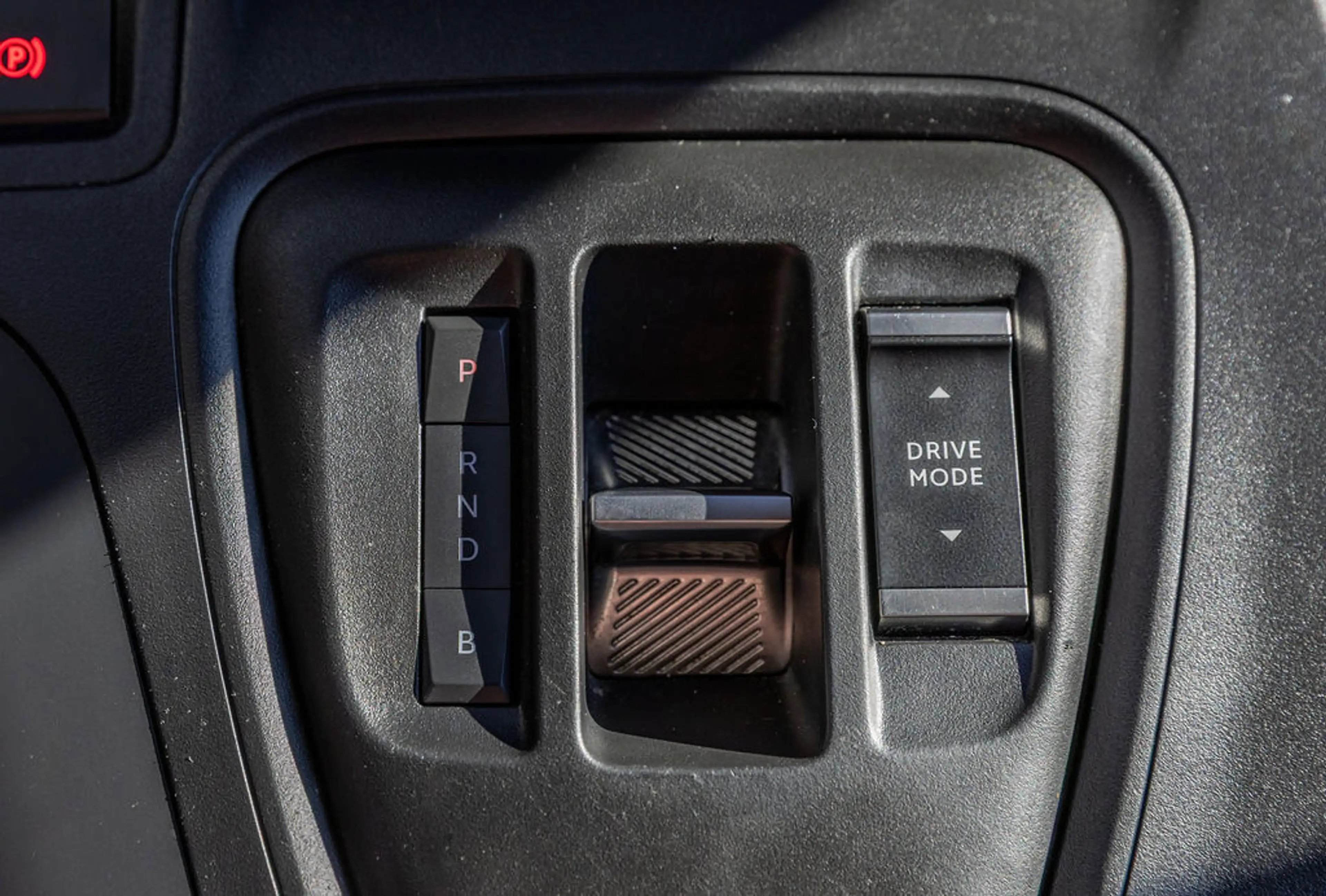 Peugeot e-Rifter Long EV Long Allure 7p. 50 kWh L2 — photo 12