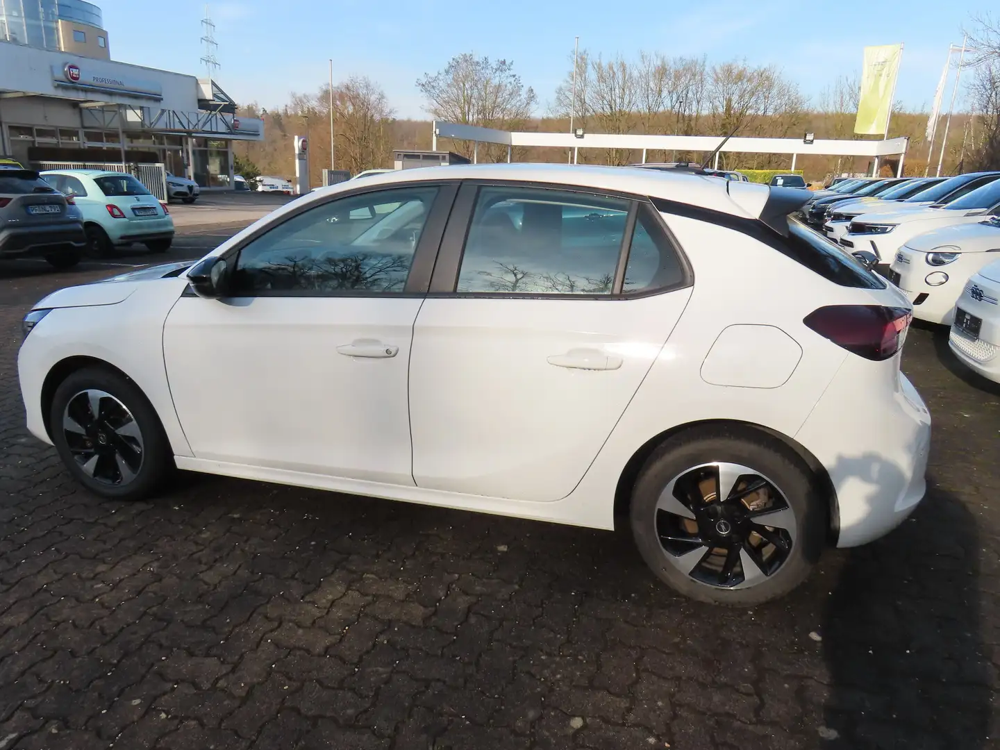 Opel Corsa-e e Edition 100kW(136PS) "Facelift" Blanc - 2