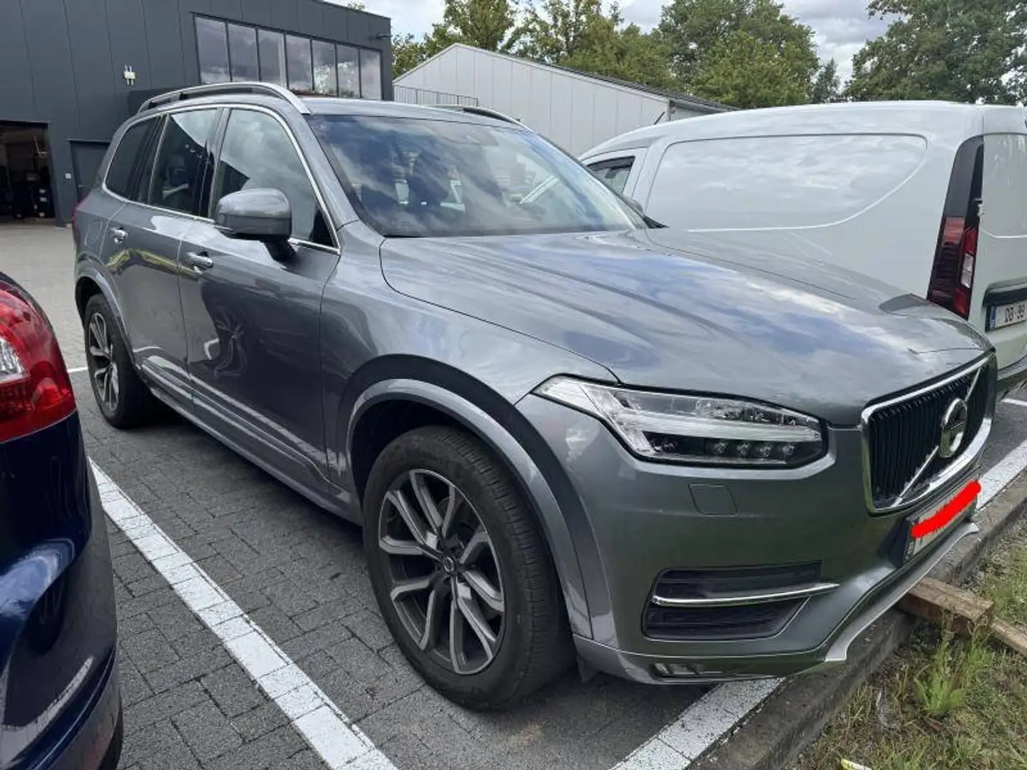 Volvo XC90 2.0 D5 AWD Momentum / 7pl / €19.990 netto / ... Gris - 1