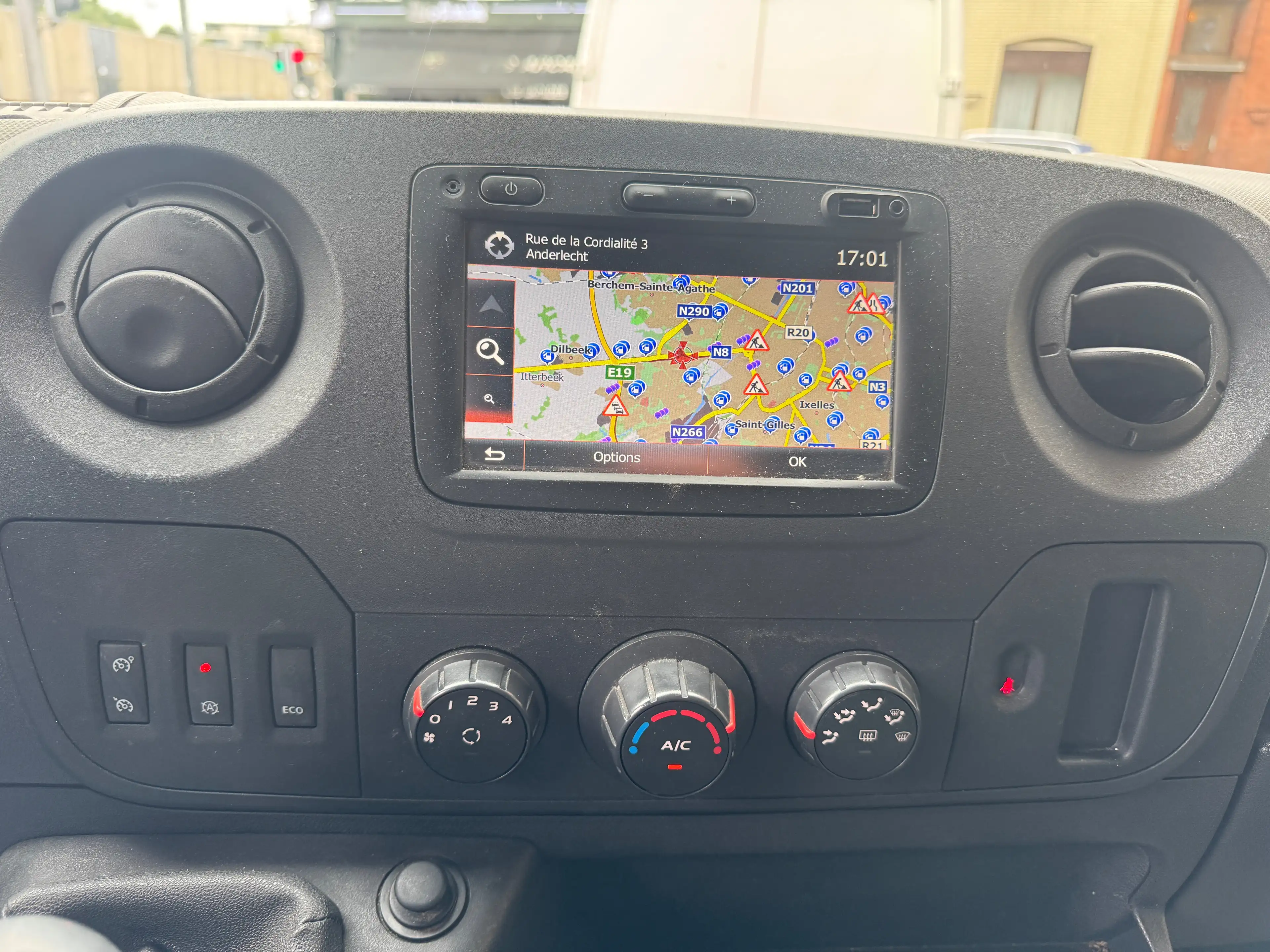 Opel Movano 2.3 CDTi — photo 12