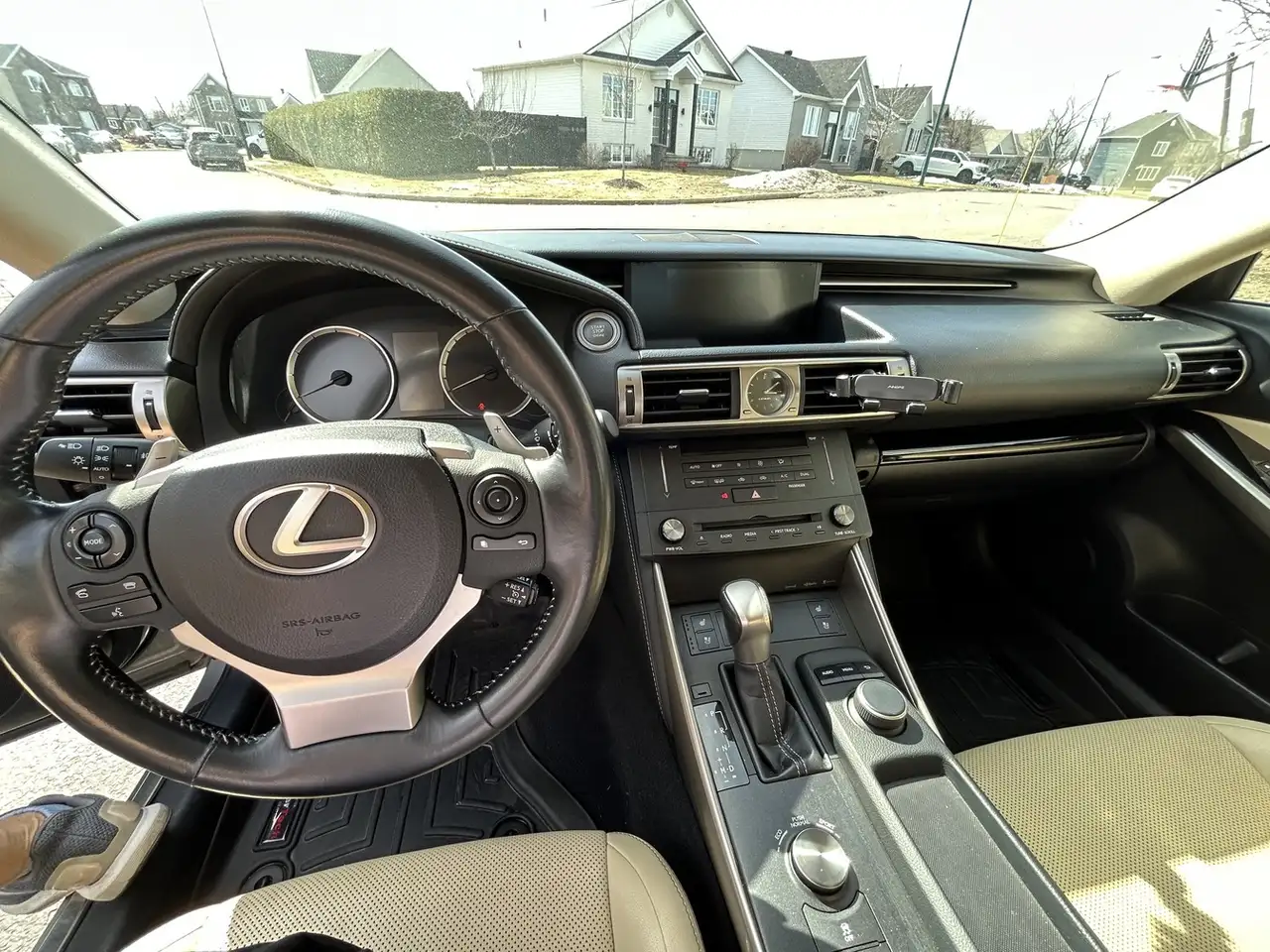 Lexus IS fotografie Lexus IS