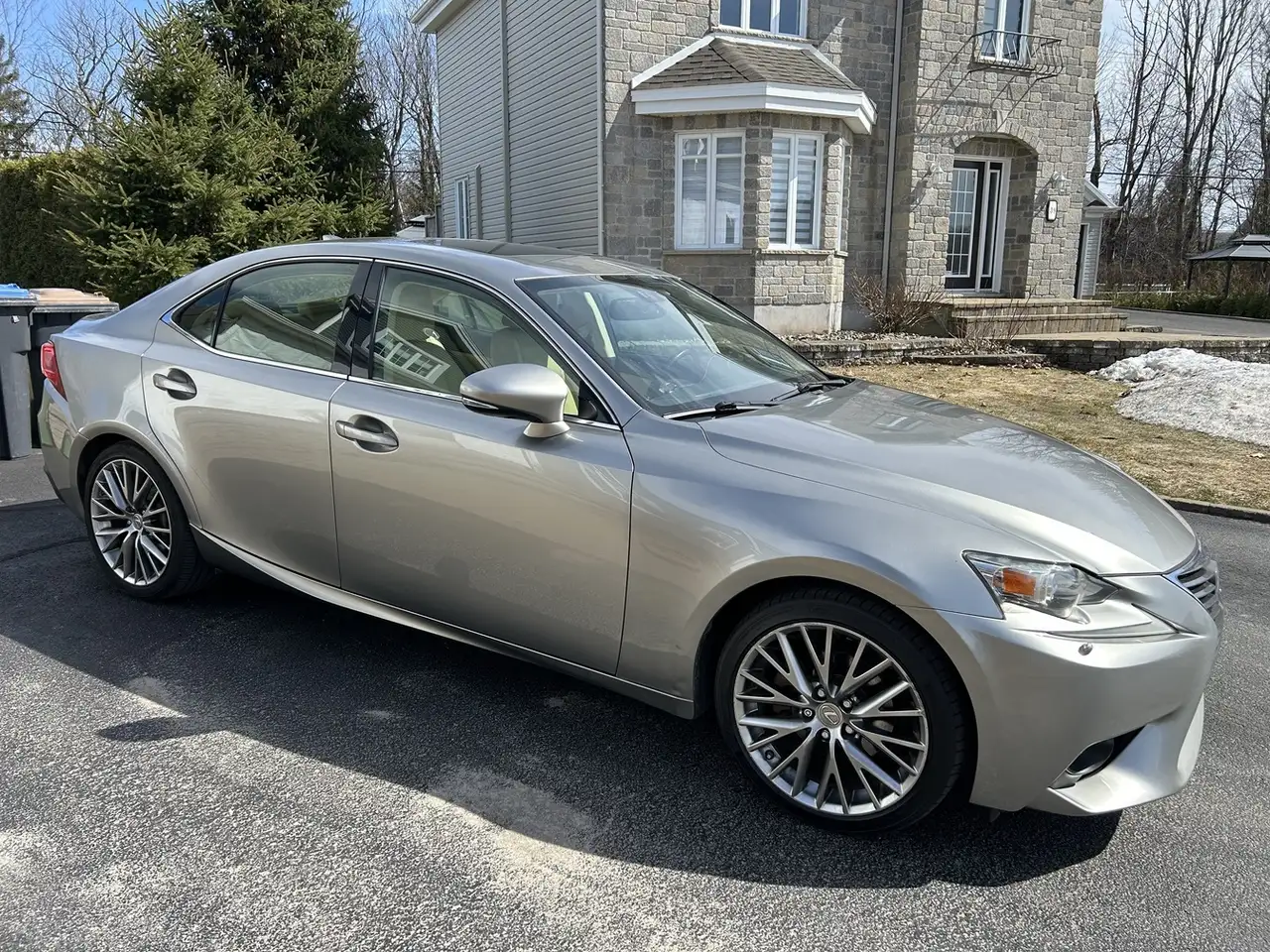 Lexus IS fotografie Lexus IS