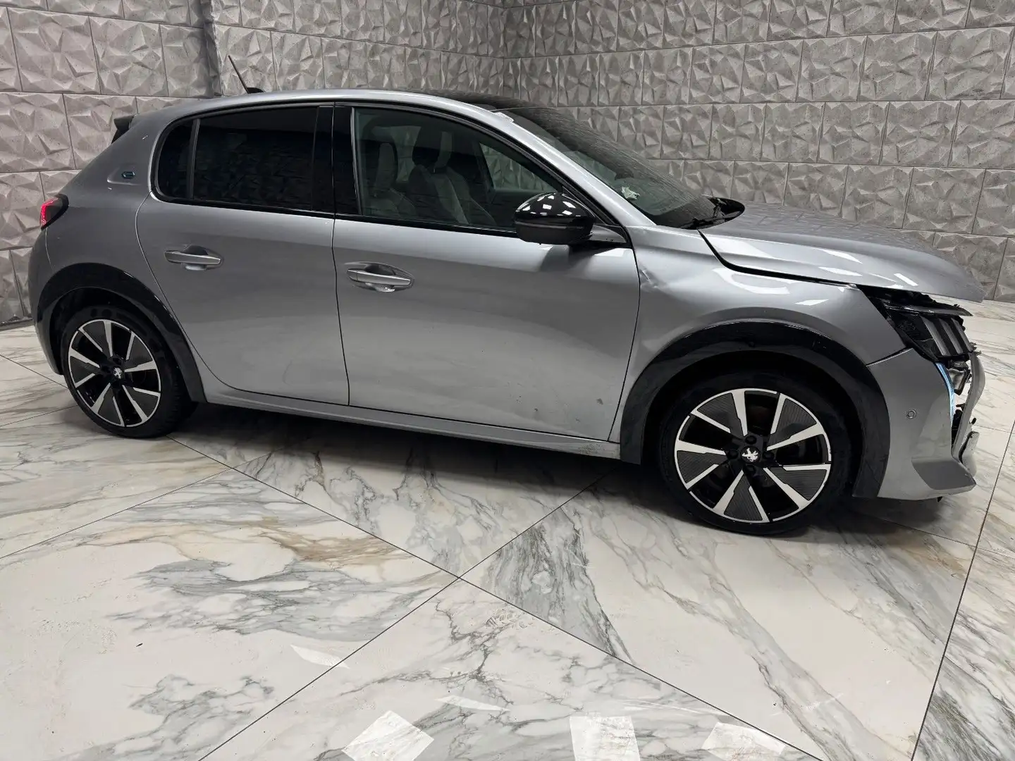 Peugeot 208 e- GT  ** Panoramadach ** Grau - 2