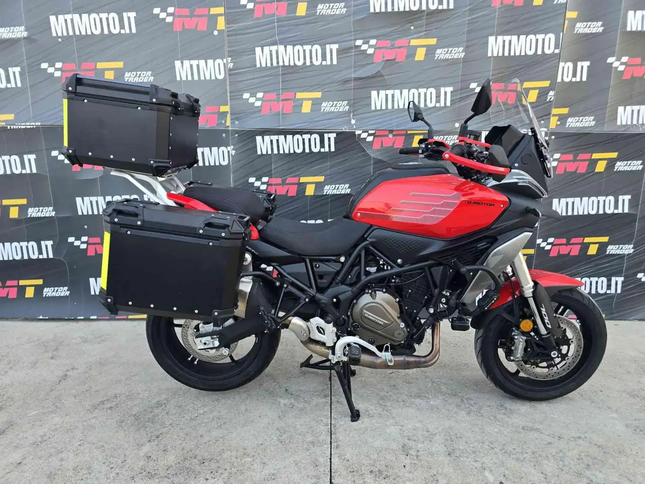 QJ Motor SRT 700 S