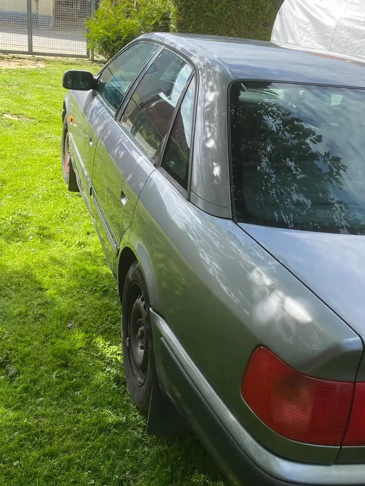 Audi 100 2.3 E Komfort, foto 2
