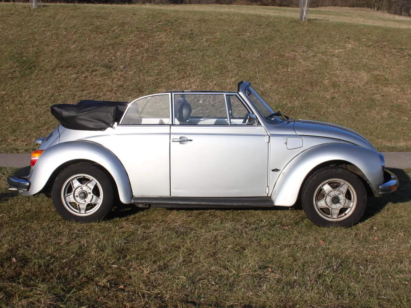 Volkswagen Käfer VW Käfer Cabrio 1303, EZ 01/1976 Ezüst - 1