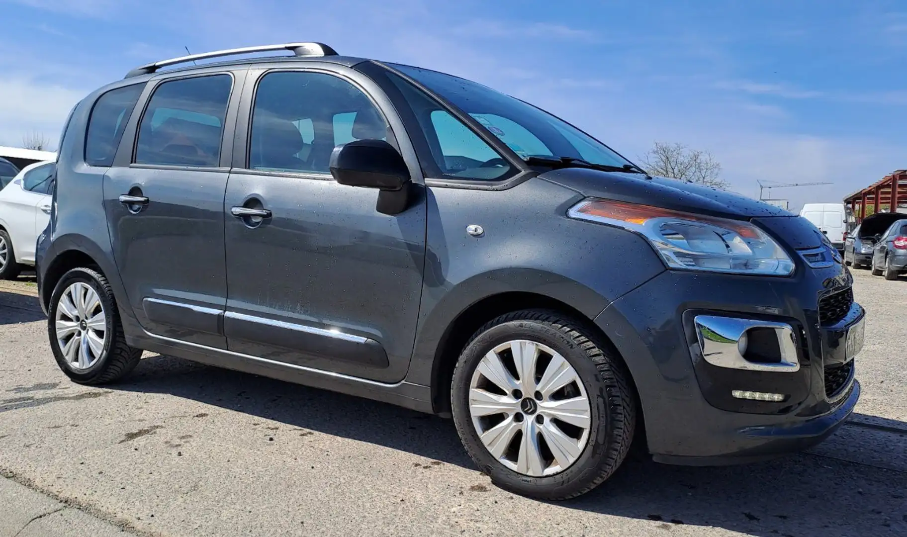 Citroen C3 Picasso 1.2 THP PureTech 110 cv Vert - 2
