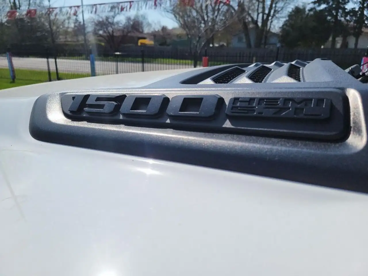 RAM 1500 снимка RAM 1500