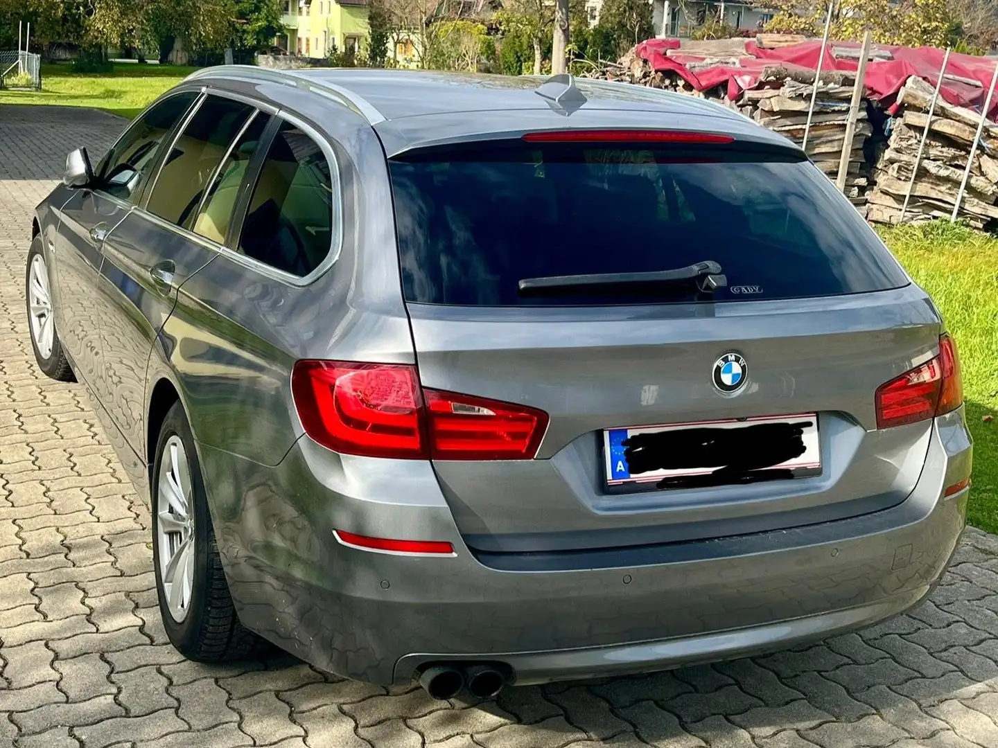BMW 525 525d xDrive Touring Österreich-Paket Aut. Silber - 2