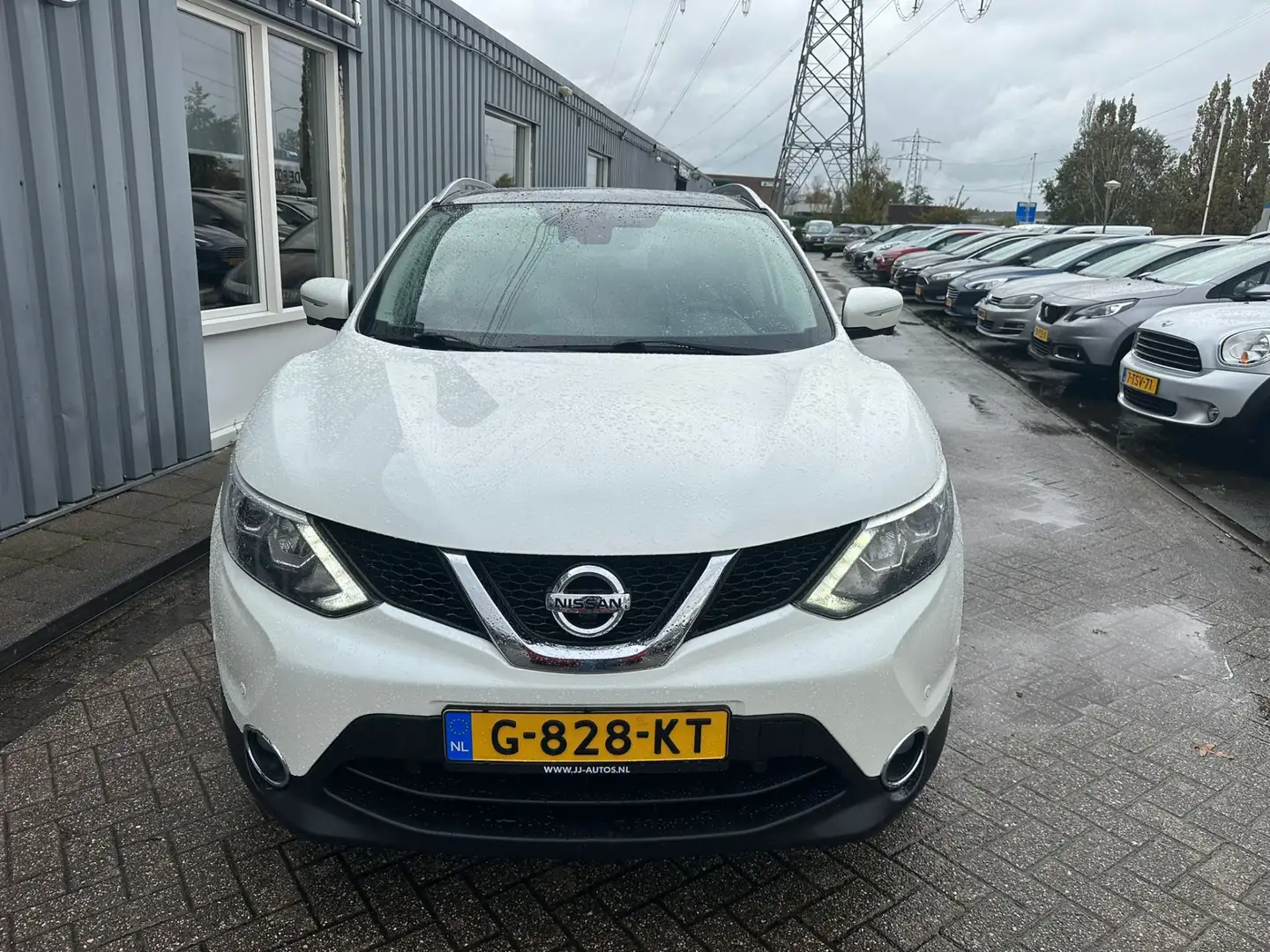 Nissan Qashqai 1.2 Tekna panoramadak Wit - 2