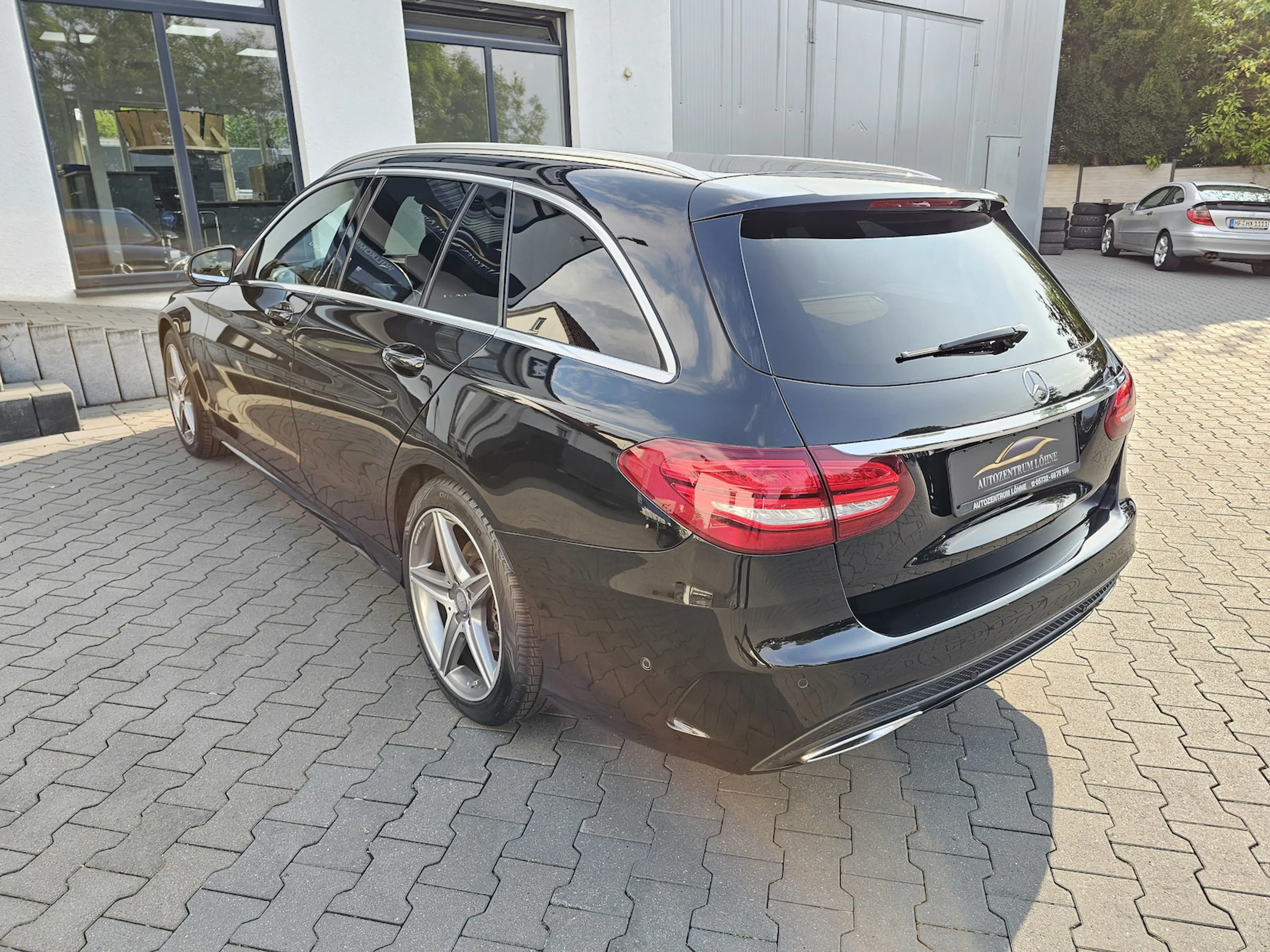 Mercedes-Benz C 250 d T AMG Line LEDER NAVI LED AUS 2.HAND — photo 6
