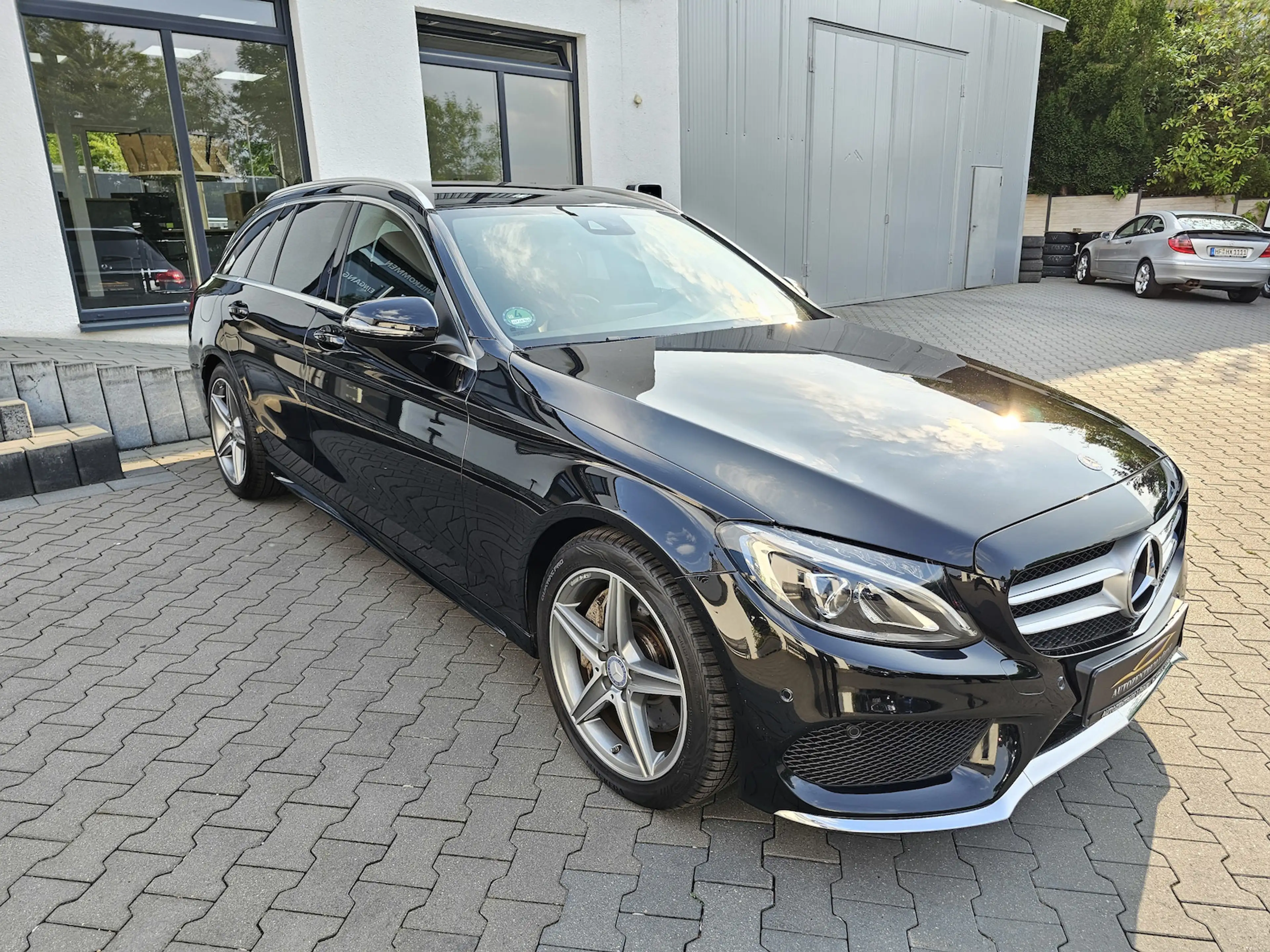Mercedes-Benz C 250 d T AMG Line LEDER NAVI LED AUS 2.HAND — photo 3