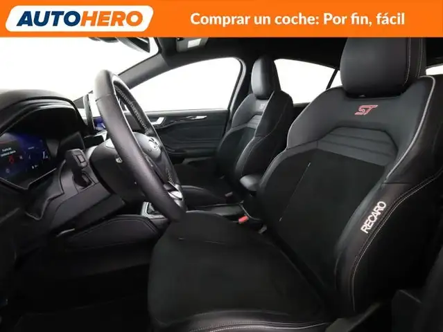 Ford Focus view 11