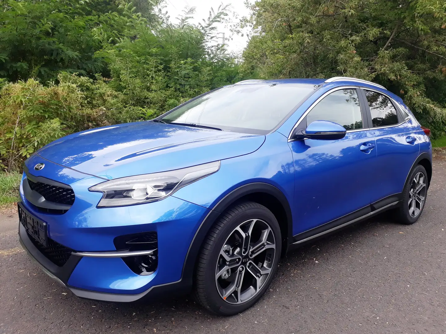 Kia XCeed 1,5  103KW Navi, Kamera, SHZ,  18" Alu, PDC Weiß - 2