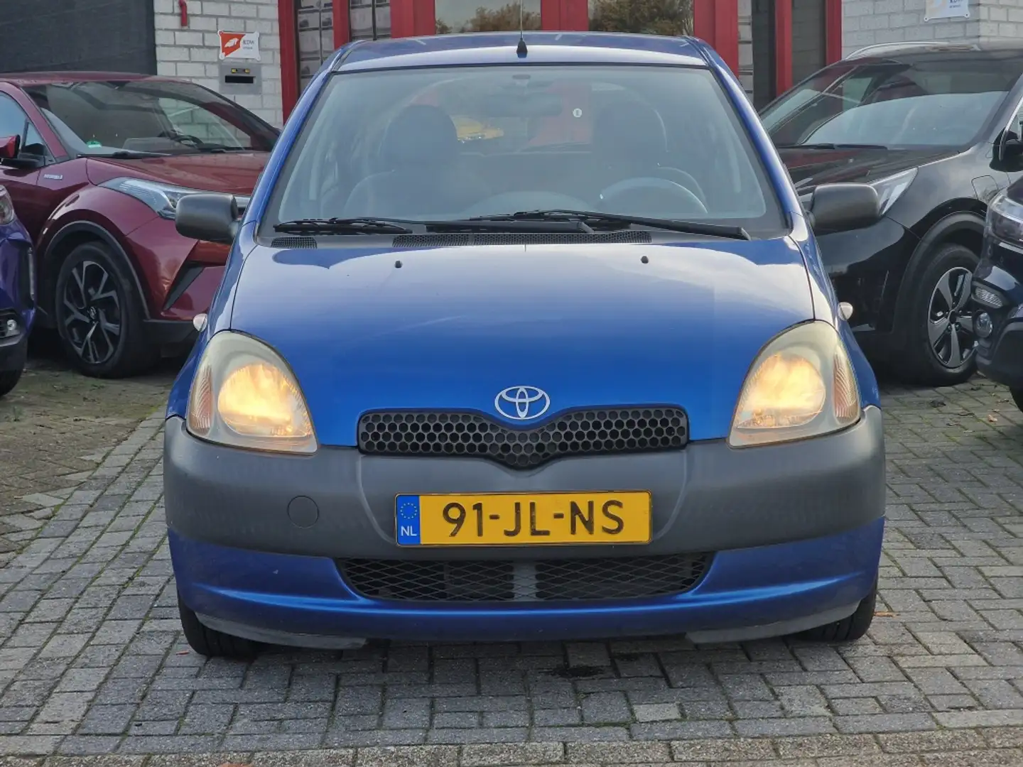 Toyota Yaris 1.0-16V VVT-i YORIN Bleu - 2