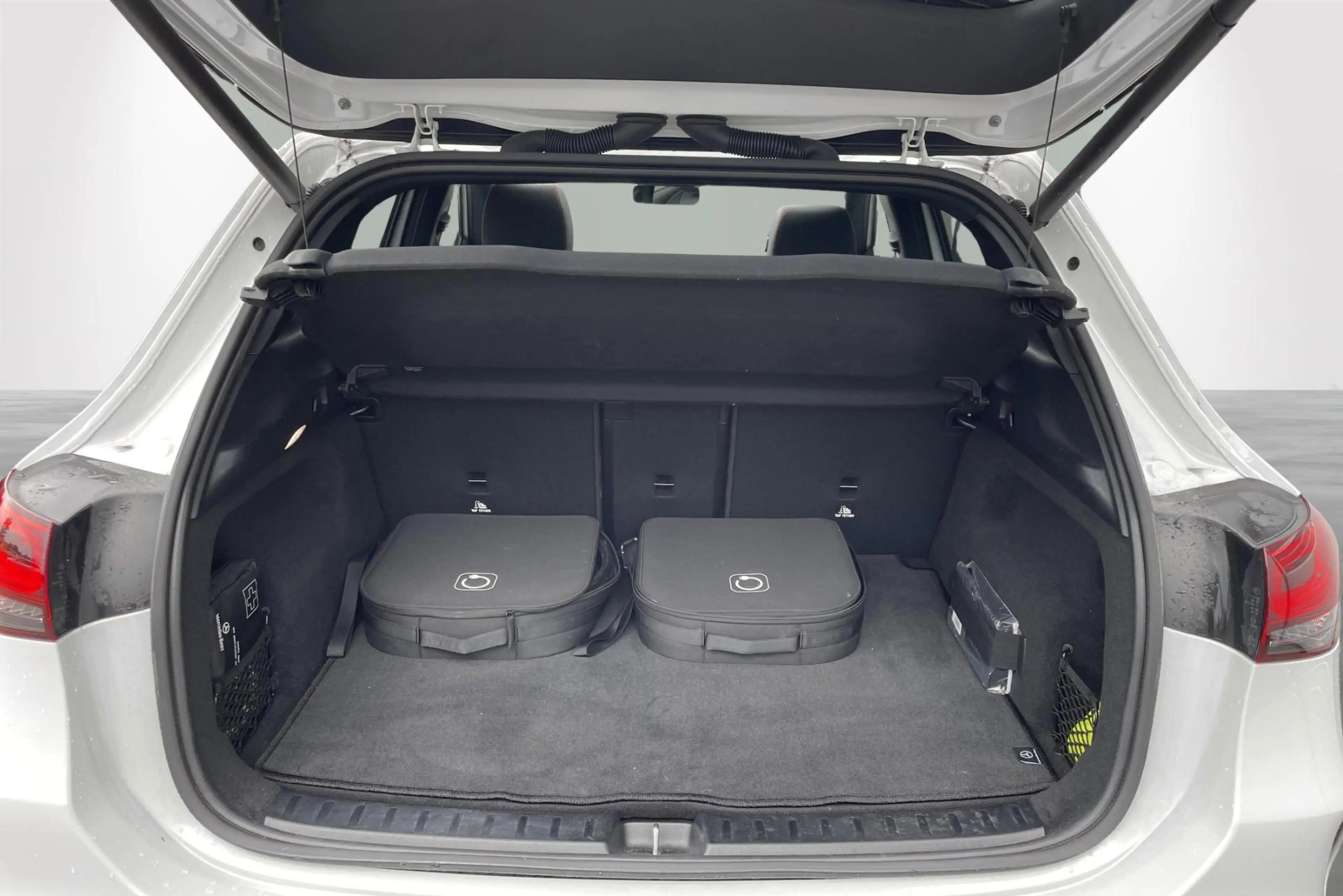 Mercedes-Benz EQA 350 EQA 4MATIC AMG Line Pano dak — photo 10