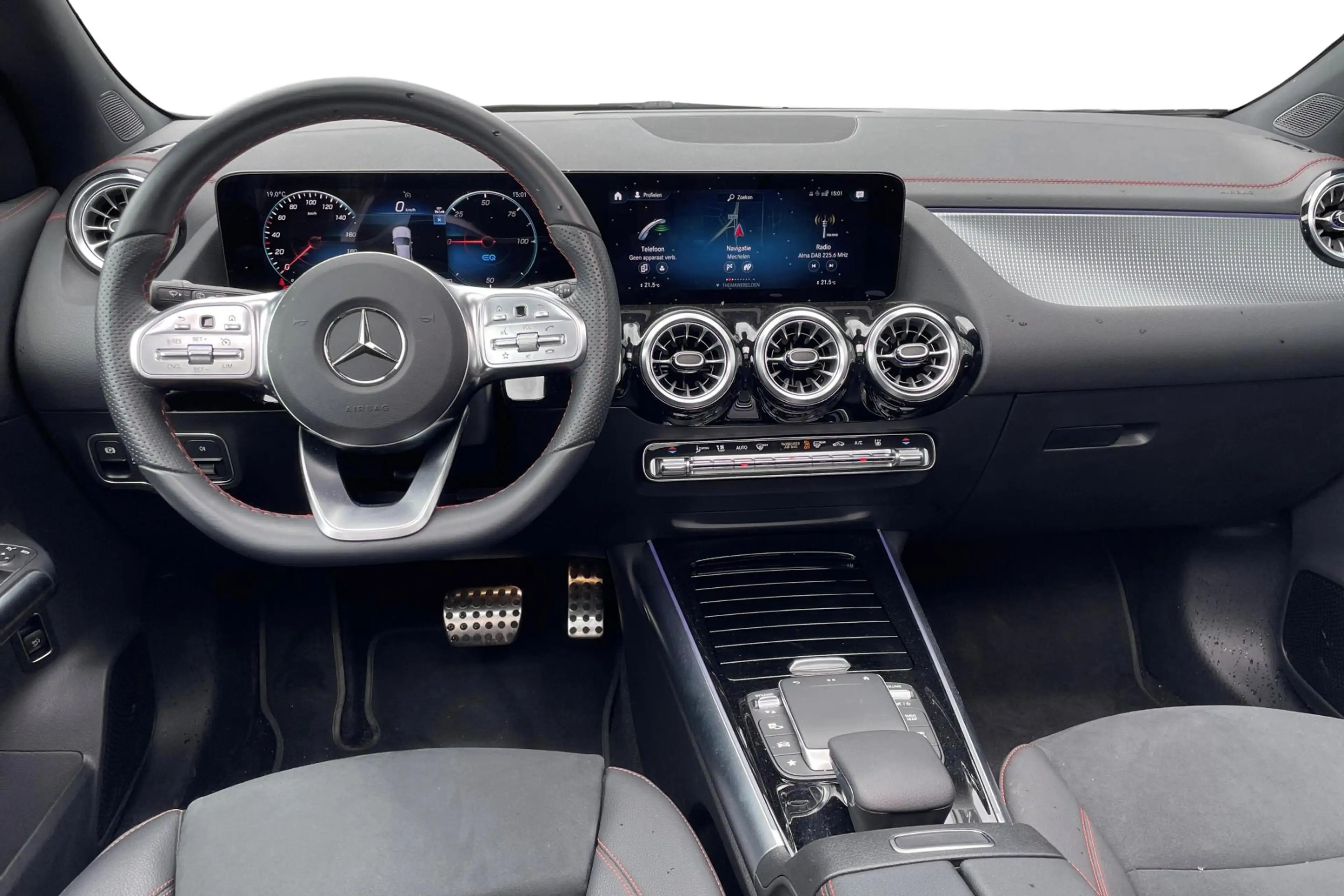 Mercedes-Benz EQA 350 EQA 4MATIC AMG Line Pano dak — photo 12