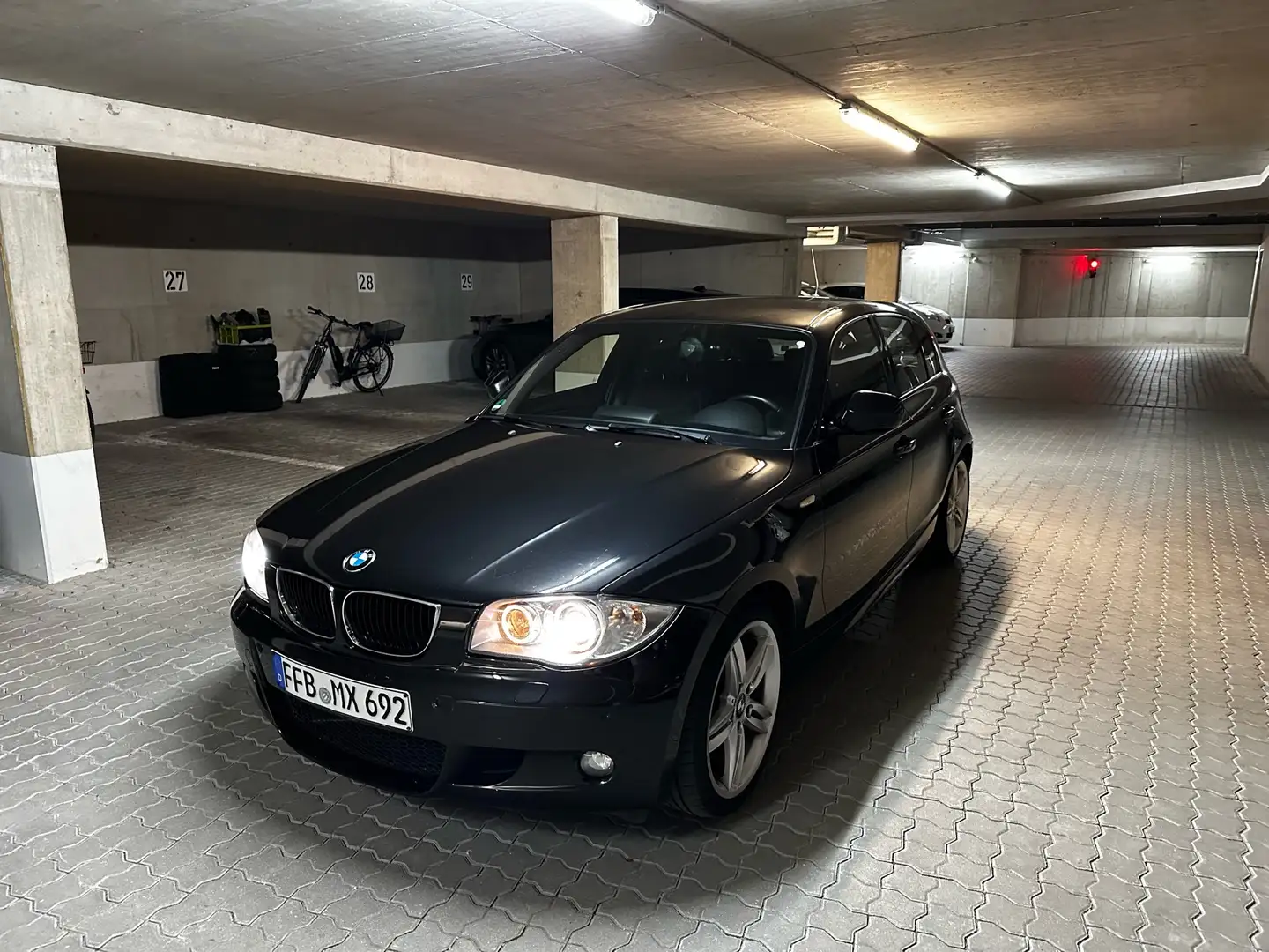 BMW 123 123d M Paket Чорний - 1