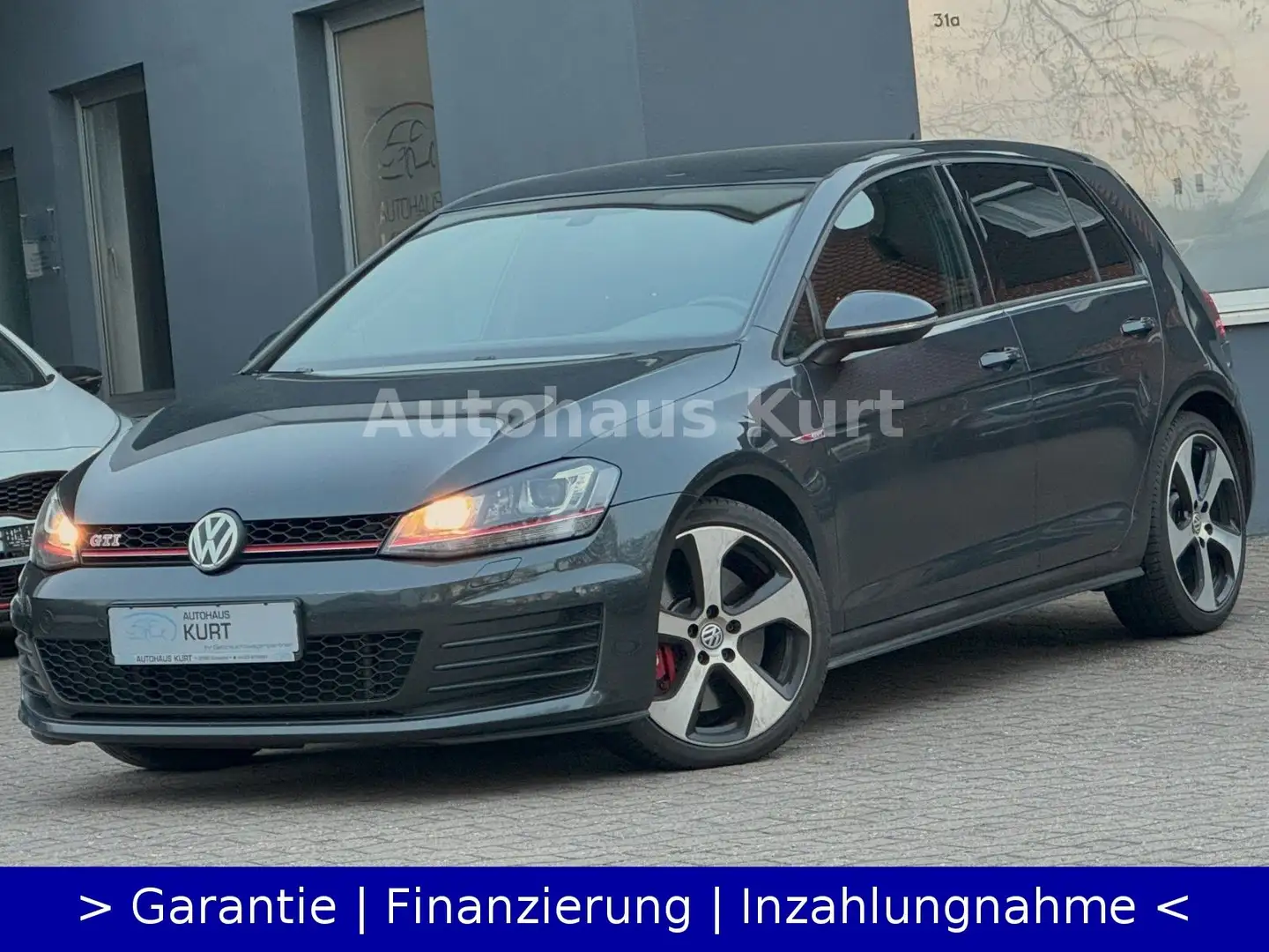 Volkswagen Golf VII Lim. BMT GTI Performance *XENON*18 LMF* Grau - 1