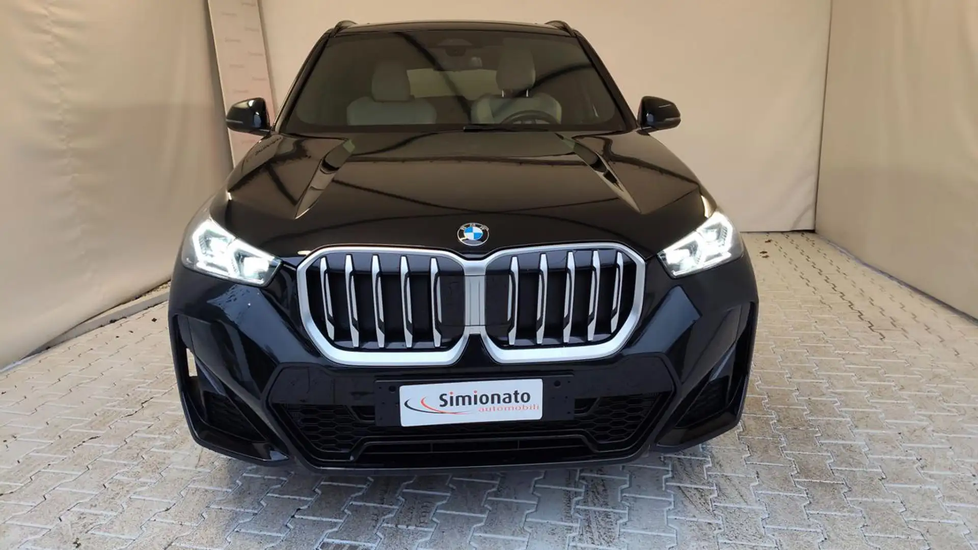 BMW X1 xDrive 20d Msport Nero - 2