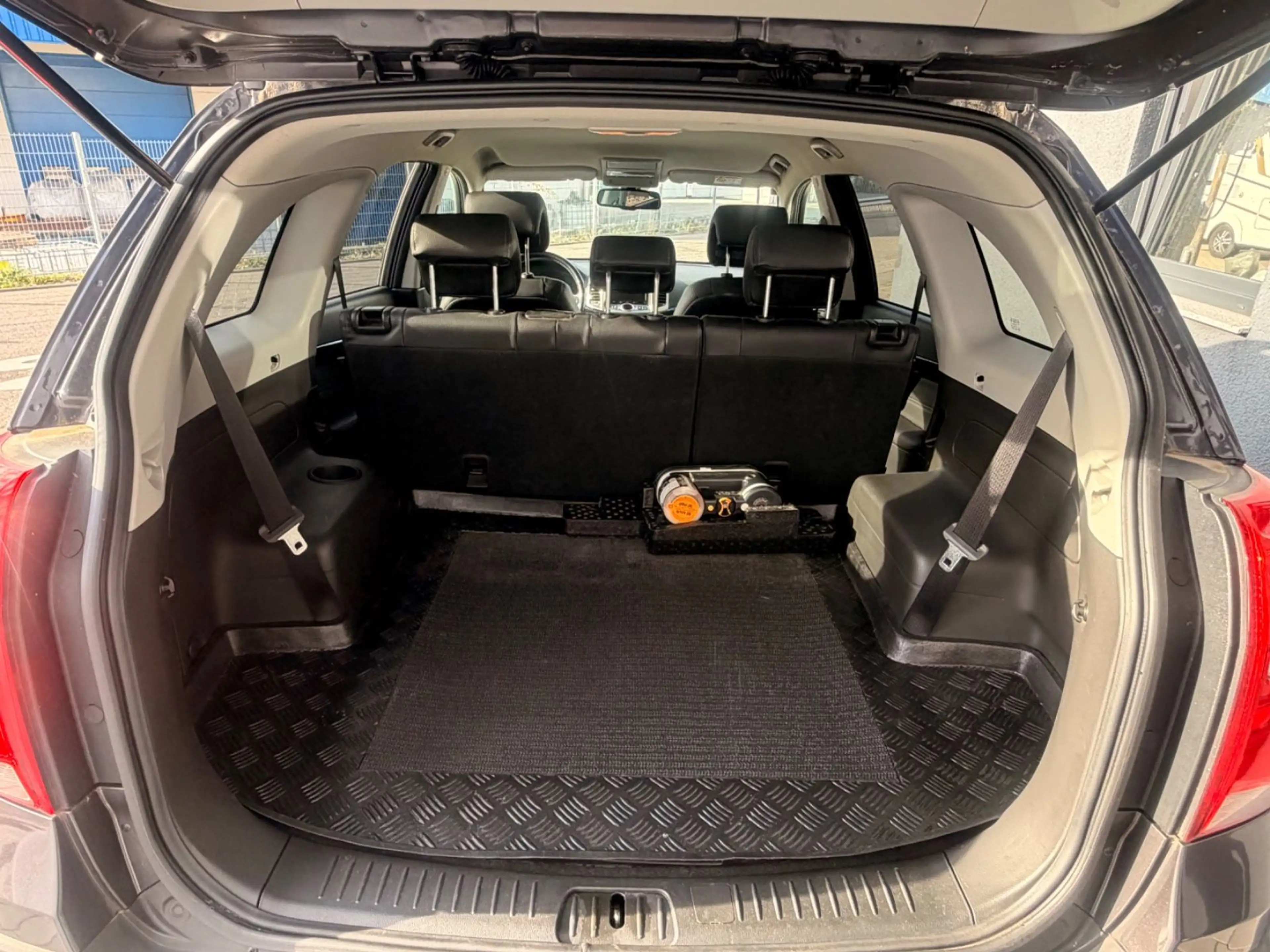 Chevrolet Captiva 2.2 D LT+ 7Sitzer/1.Hand — photo 11
